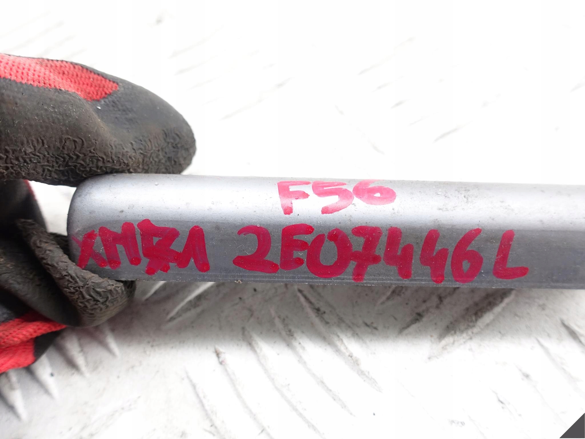 MINI F56 F55 F57 LINKA HAMULCA RĘCZNEGO LEWA TYŁ MINI F56 F55 F57 LINKA HAMULCA RĘCZNEGO LEWA TYŁ - obrazek 3