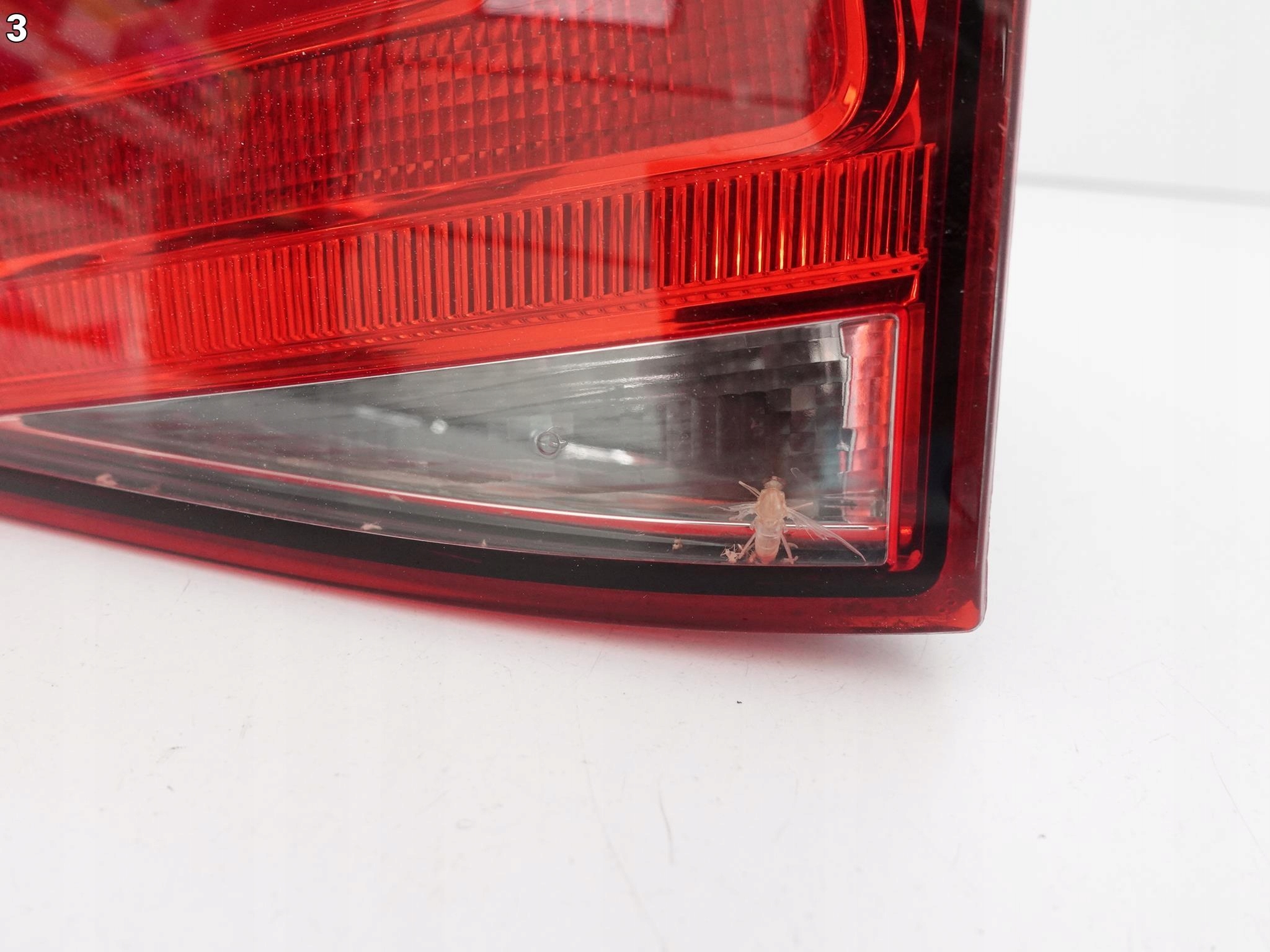 VW GOLF VII 7 5G0 12-16 LAMPA PRAWA TYŁ W KLAPĘ EU VW GOLF VII 7 5G0 12-16 LAMPA PRAWA TYŁ W KLAPĘ EU - obrazek 4