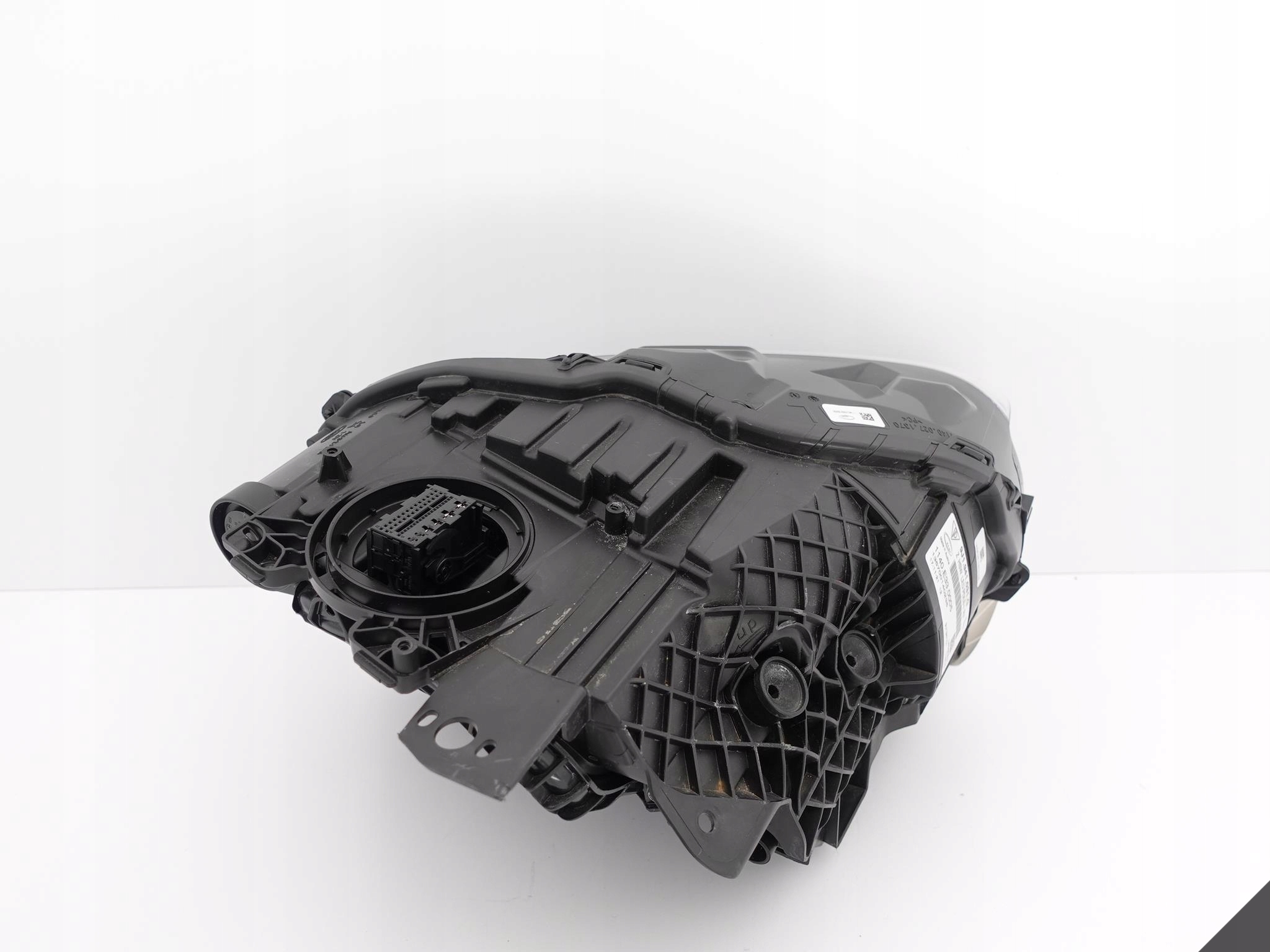 PORSCHE TAYCAN 9J1 LAMPA FULL LED PDLS+ LEWA EU PORSCHE TAYCAN 9J1 LAMPA FULL LED PDLS+ LEWA EU - obrazek 6