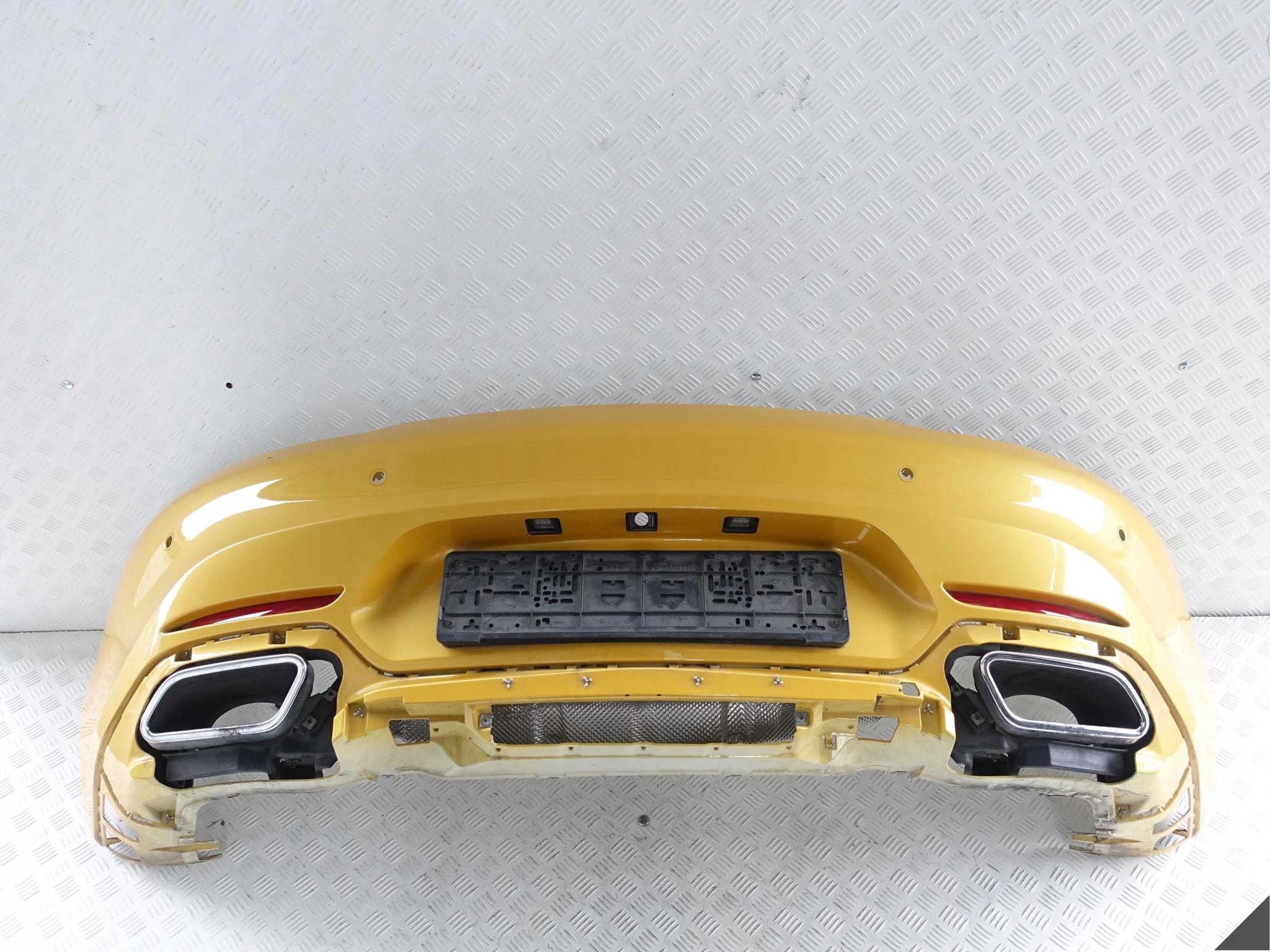 MERCEDES AMG GT 190 ZDERZAK WYDECH TYŁ 4xPDC MERCEDES AMG GT 190 ZDERZAK WYDECH TYŁ 4xPDC