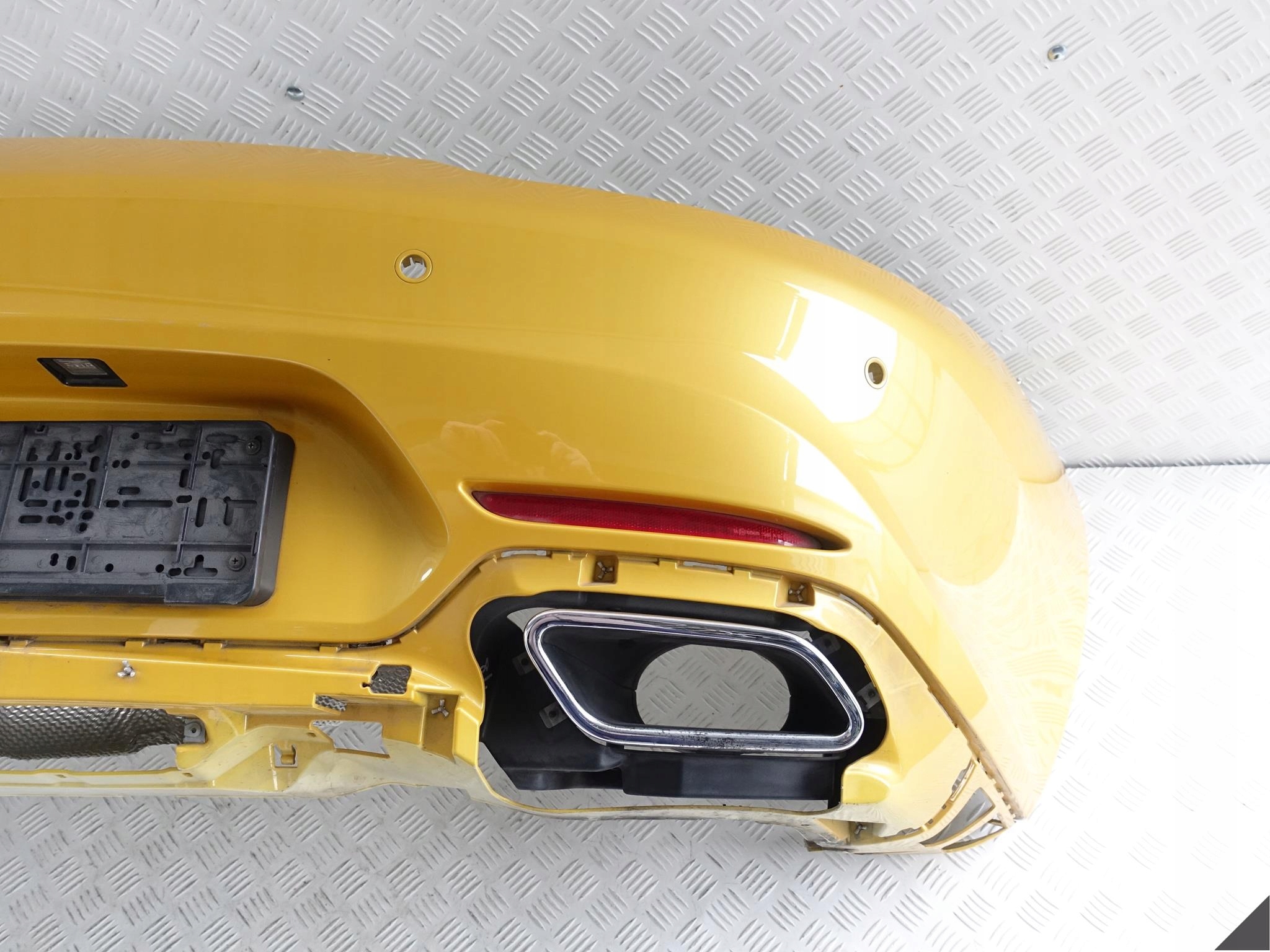 MERCEDES AMG GT 190 ZDERZAK WYDECH TYŁ 4xPDC MERCEDES AMG GT 190 ZDERZAK WYDECH TYŁ 4xPDC - obrazek 5