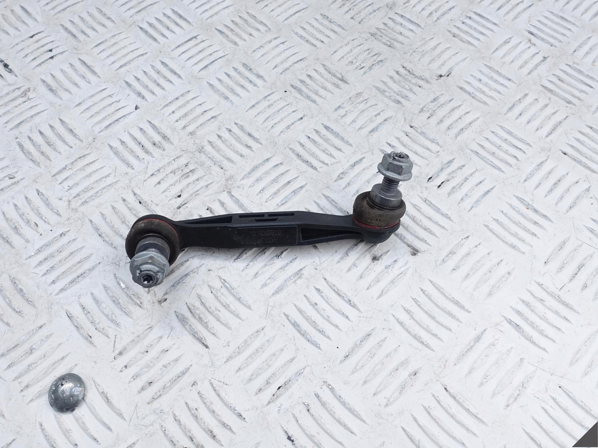 BMW G20 G21 G29 Z4 ŁĄCZNIK STABILIZATORA TYŁ PRAWY BMW G20 G21 G29 Z4 ŁĄCZNIK STABILIZATORA TYŁ PRAWY