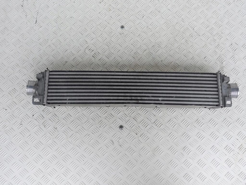 AUDI A4 A5 8W Q5 B9 TDI V6 INTERCOOLER 8W0145805E AUDI A4 A5 8W Q5 B9 TDI V6 INTERCOOLER 8W0145805E