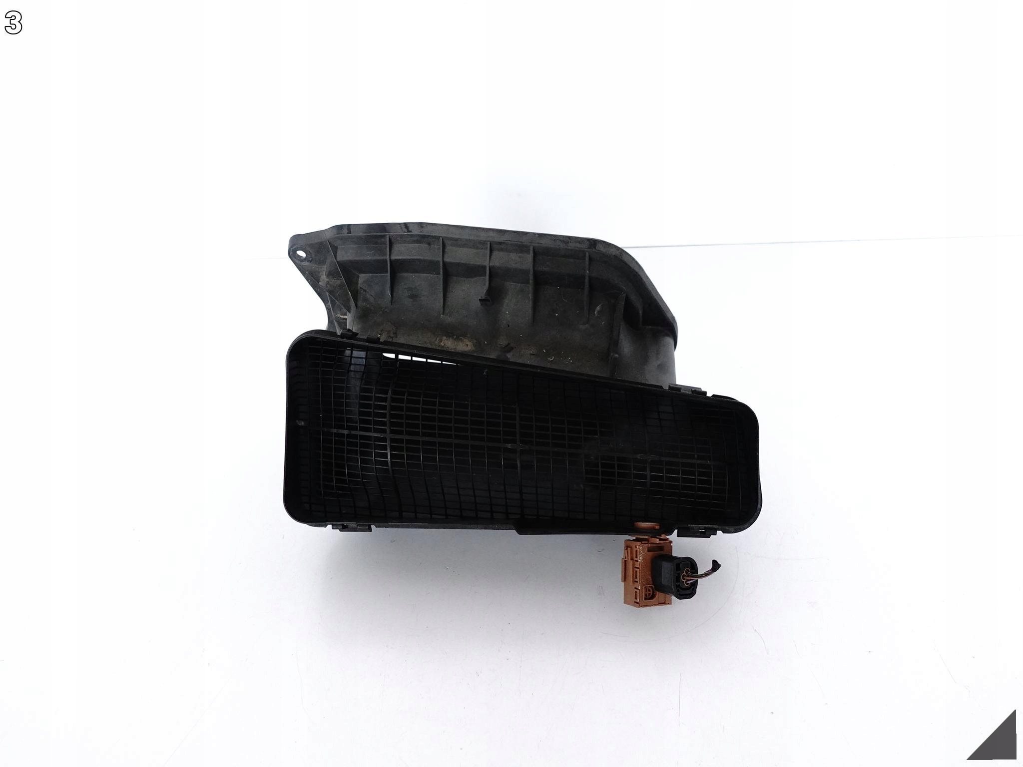 AUDI A8 S8 4H0 D4 LIFT 09-17 KANAŁ WLOT PODSZYBIE CZUJNIK JAKOŚCI POWIETRZA AUDI A8 S8 4H0 D4 LIFT 09-17 KANAŁ WLOT PODSZYBIE CZUJNIK JAKOŚCI POWIETRZA - obrazek 4