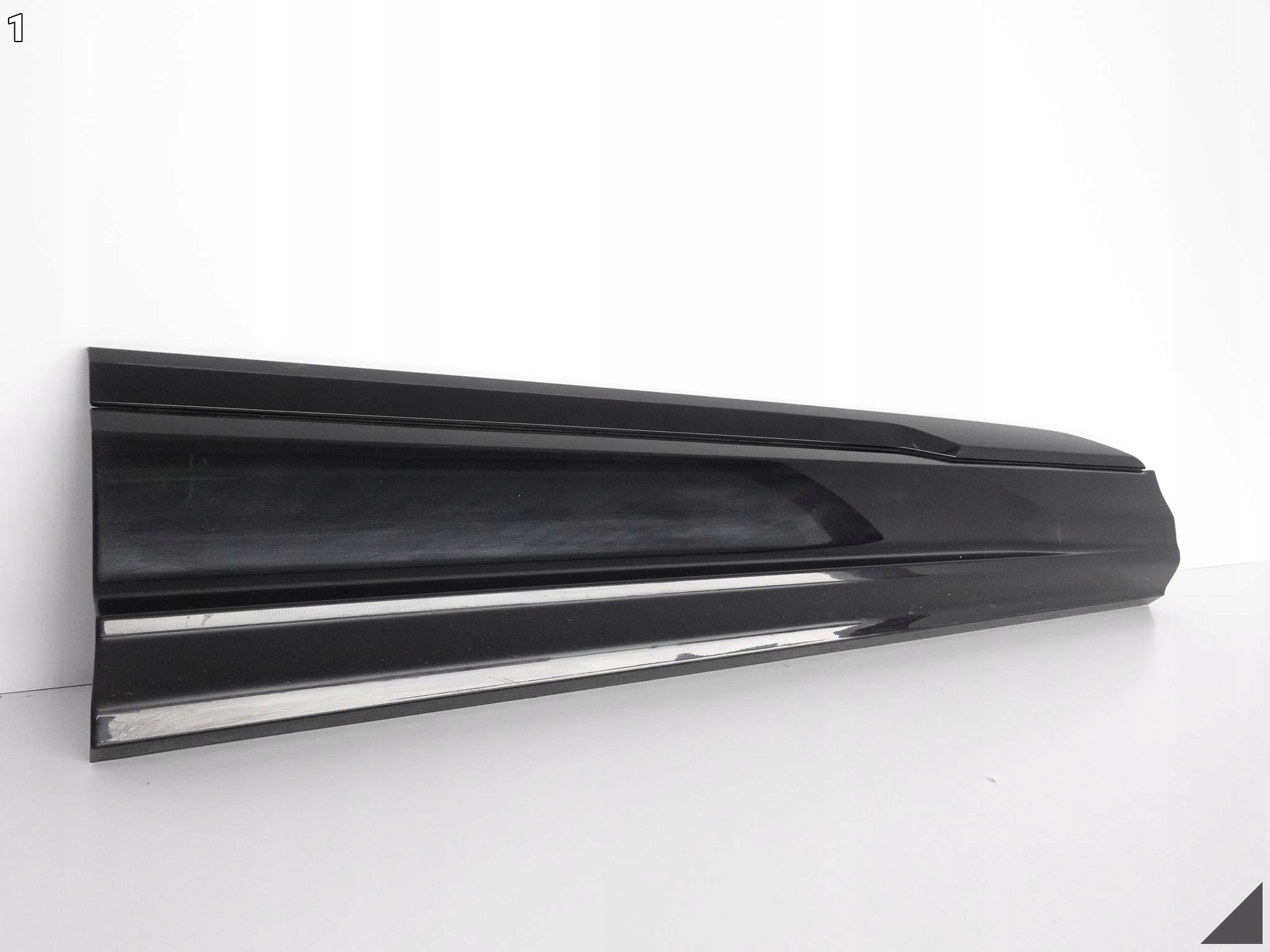 AUDI Q7 SQ7 II 4M0 S-LINE 19- LIFT LISTWA DRZWI AUDI Q7 SQ7 II 4M0 S-LINE 19- LIFT LISTWA DRZWI - obrazek 2