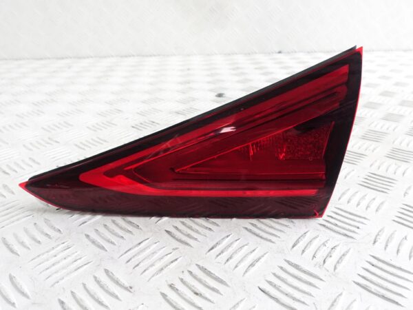 MERCEDES CLS C257 W257 LAMPA PRAWA W KLAPĘ TYŁ MERCEDES CLS C257 W257 LAMPA PRAWA W KLAPĘ TYŁ