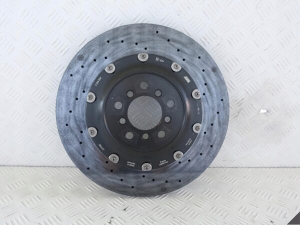 M5 F10 M6 F12 F13 KARBONOWO-CERAMICZNA PRAWA TYŁ M5 F10 M6 F12 F13 KARBONOWO-CERAMICZNA PRAWA TYŁ