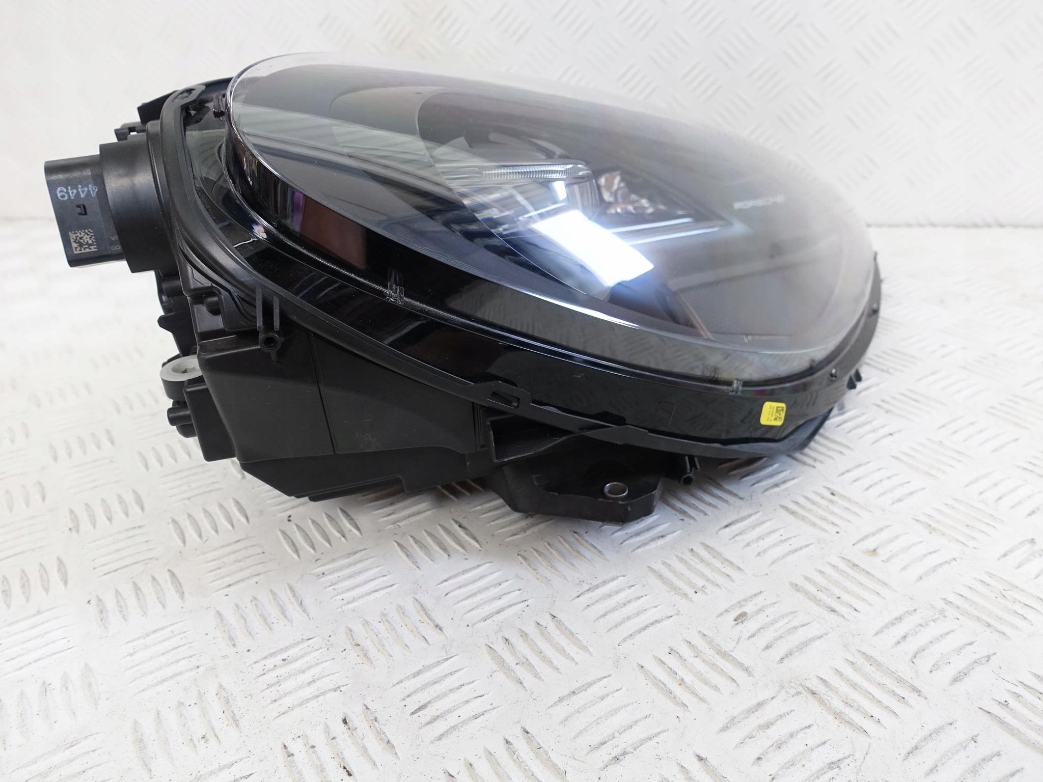 PORSCHE MACAN 95B LIFT GTS 18- FULL LED PRAWA EU LAMPA PORSCHE MACAN 95B LIFT GTS 18- FULL LED PRAWA EU LAMPA - obrazek 8