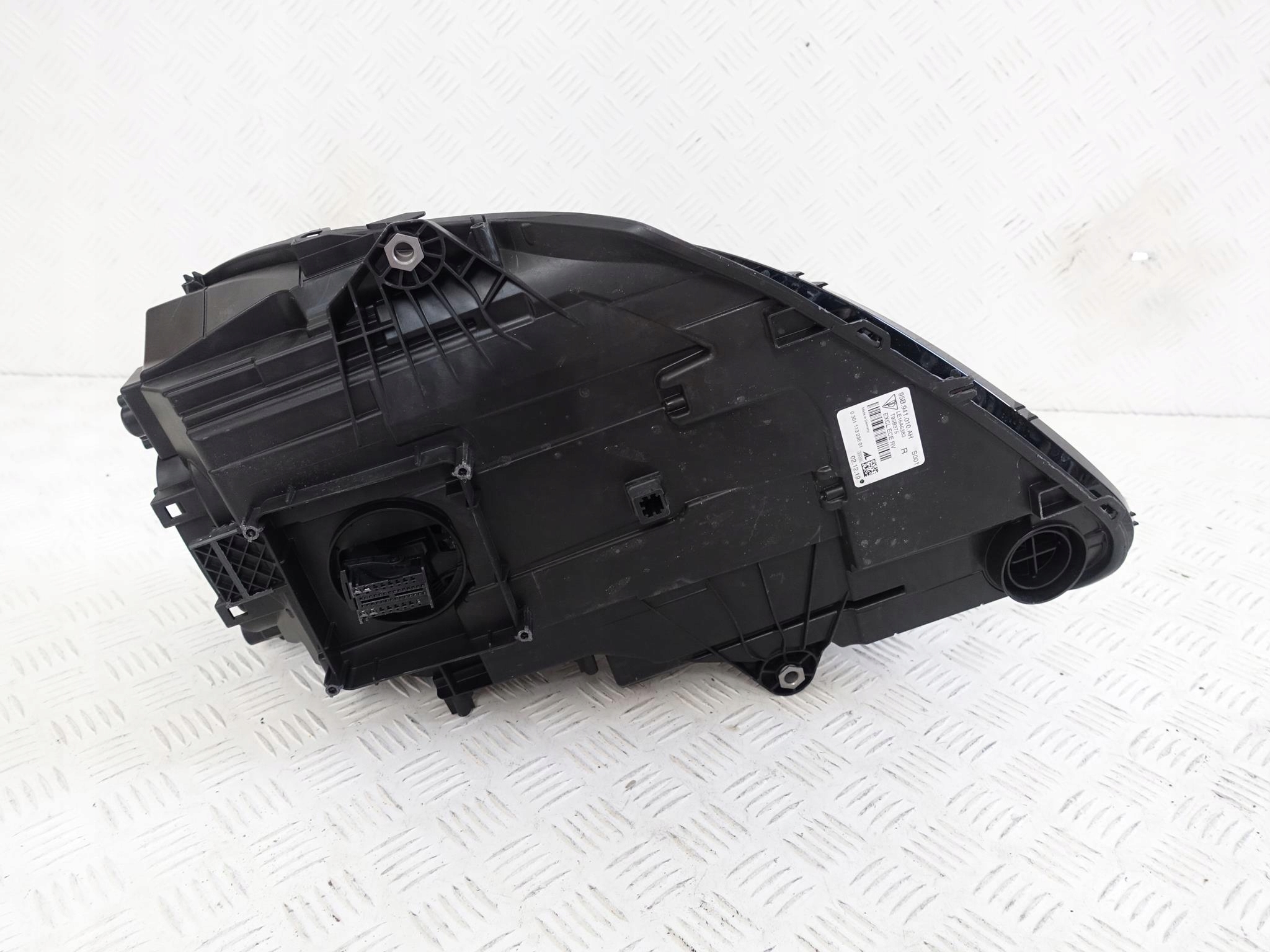 PORSCHE MACAN 95B LIFT GTS 18- FULL LED PRAWA EU LAMPA PORSCHE MACAN 95B LIFT GTS 18- FULL LED PRAWA EU LAMPA - obrazek 9