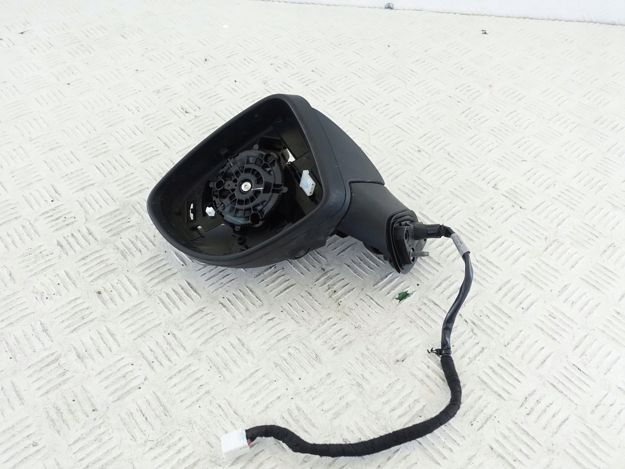 NISSAN MICRA V K14 16- LUSTERKO LEWE KAMERA 15pin NISSAN MICRA V K14 16- LUSTERKO LEWE KAMERA 15pin