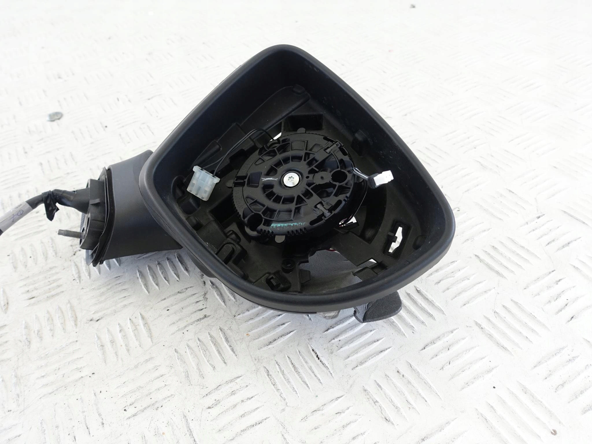NISSAN MICRA V K14 16- LUSTERKO PRAWE KAMERA 15pin NISSAN MICRA V K14 16- LUSTERKO PRAWE KAMERA 15pin - obrazek 3
