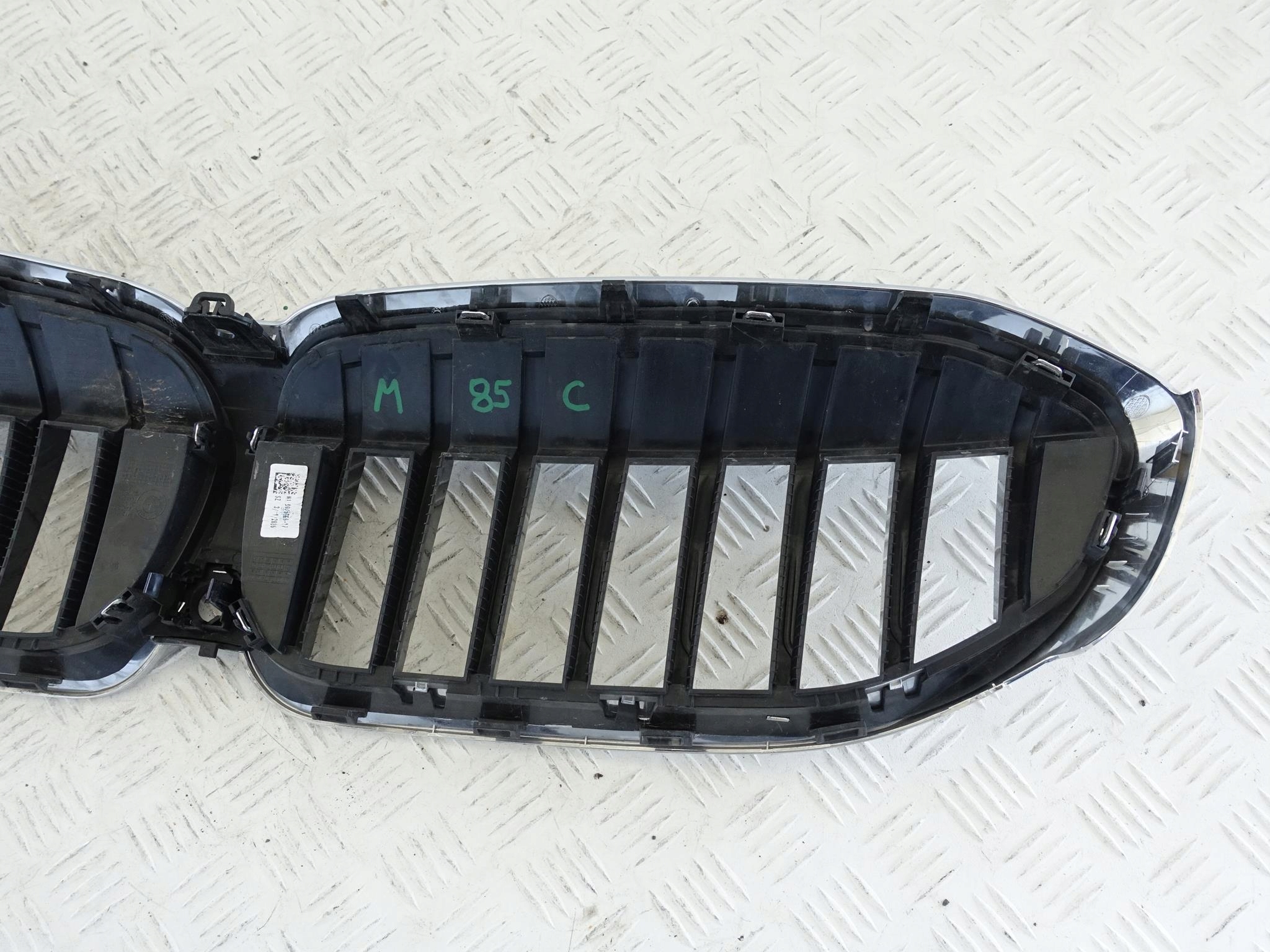 BMW G20 G21 M-PAKIET GRILL ATRAPA NERKI KAMERA BMW G20 G21 M-PAKIET GRILL ATRAPA NERKI KAMERA - obrazek 7