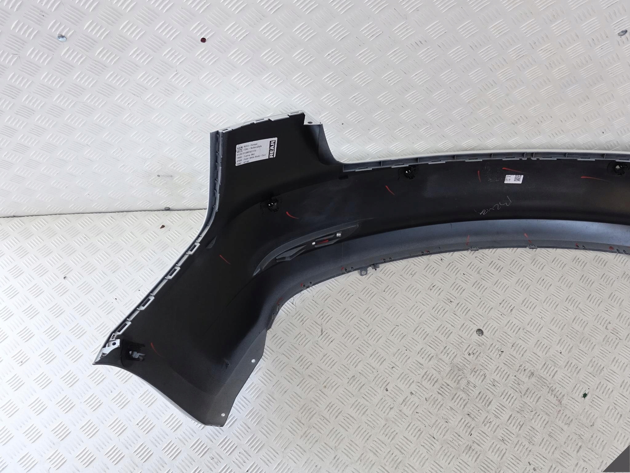 TESLA MODEL 3 III 17- ZDERZAK TYŁ *6xPDC* TESLA MODEL 3 III 17- ZDERZAK TYŁ *6xPDC* - obrazek 6