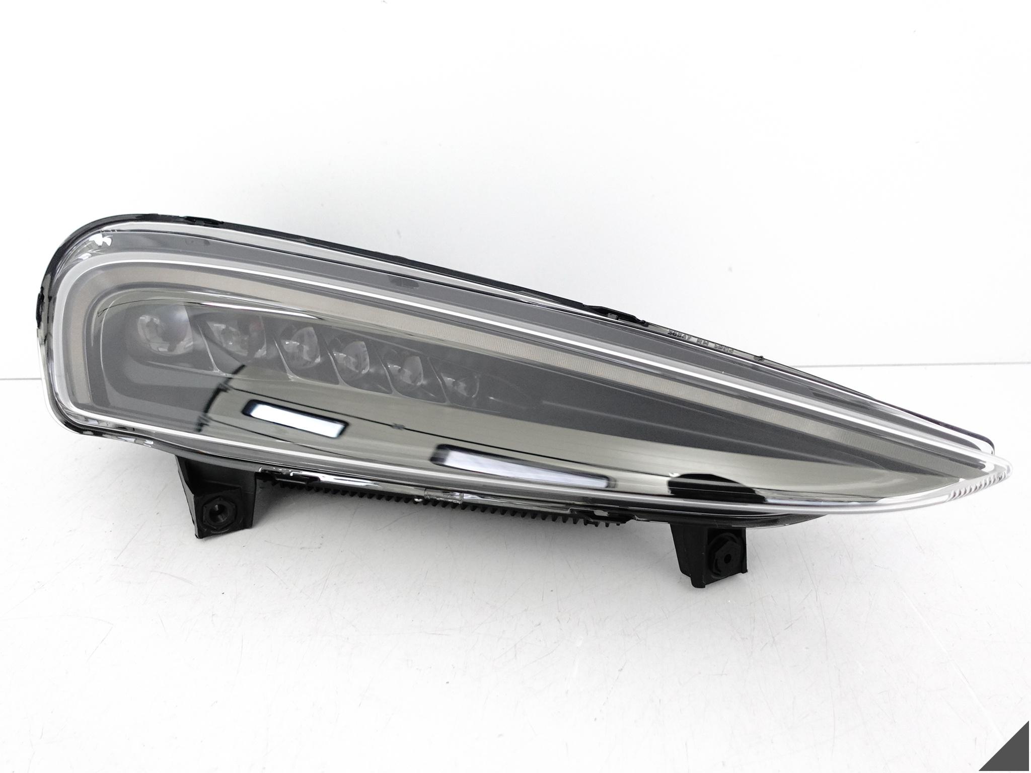 MCLAREN GT 19- LAMPA HEADLIGHT FULL LED PRAWA PRZÓD (WERSJA USA – SAE) MCLAREN GT 19- LAMPA HEADLIGHT FULL LED PRAWA PRZÓD (WERSJA USA - SAE)