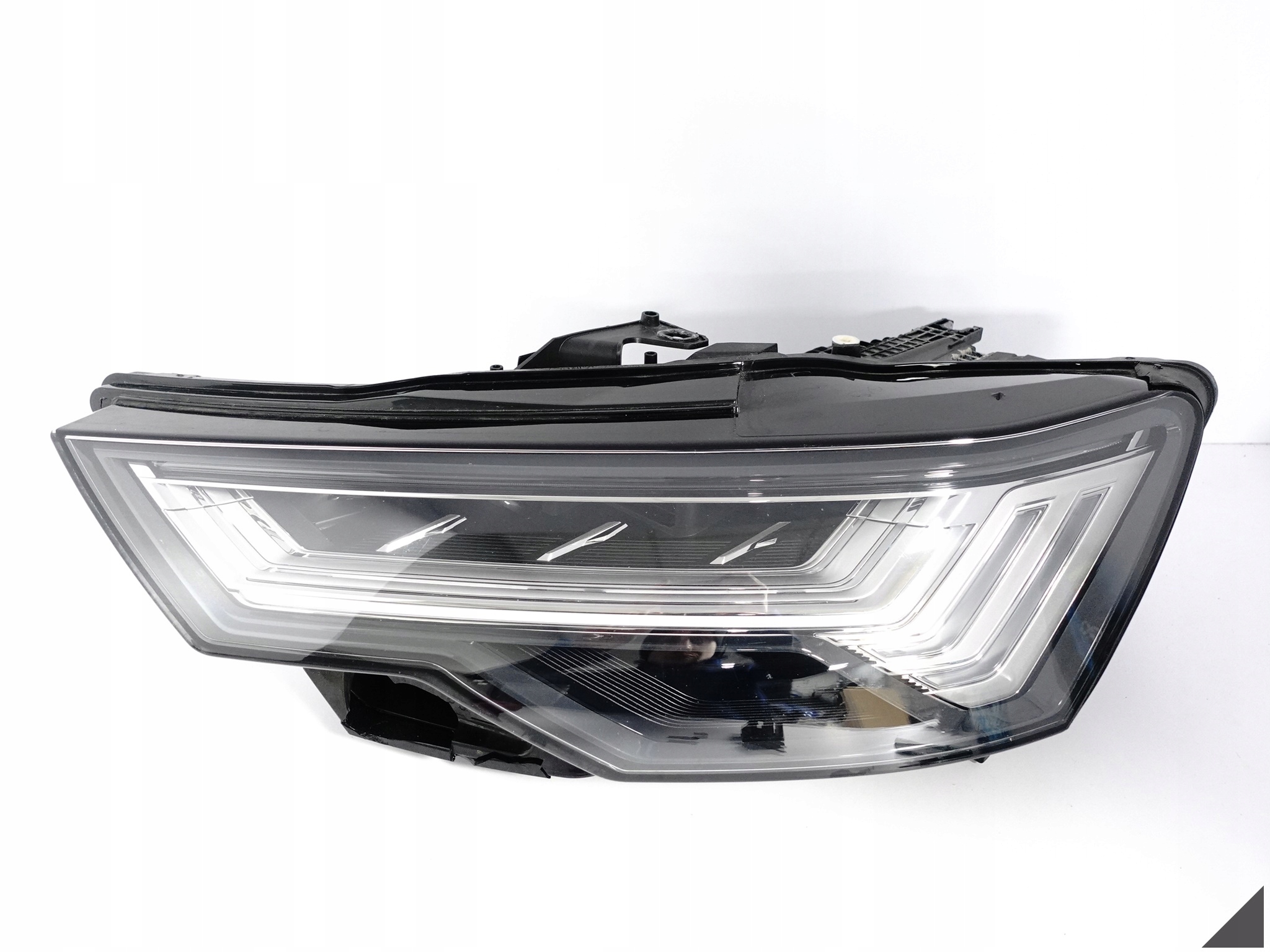 AUDI A6 S6 C8 4K0 18- LAMPA MATRIX FULL LED LEWA PRZÓD EUROPA *035* USZKODZ AUDI A6 S6 C8 4K0 18- LAMPA MATRIX FULL LED LEWA PRZÓD EUROPA *035* USZKODZ