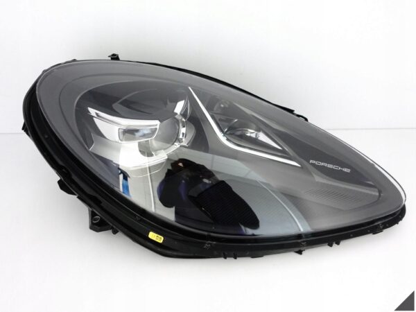 PORSCHE MACAN 95B LIFT 18- PDLS FULL LED LAMPA PRAWA PRZÓD EUROPA *010AP* PORSCHE MACAN 95B LIFT 18- PDLS FULL LED LAMPA PRAWA PRZÓD EUROPA *010AP*