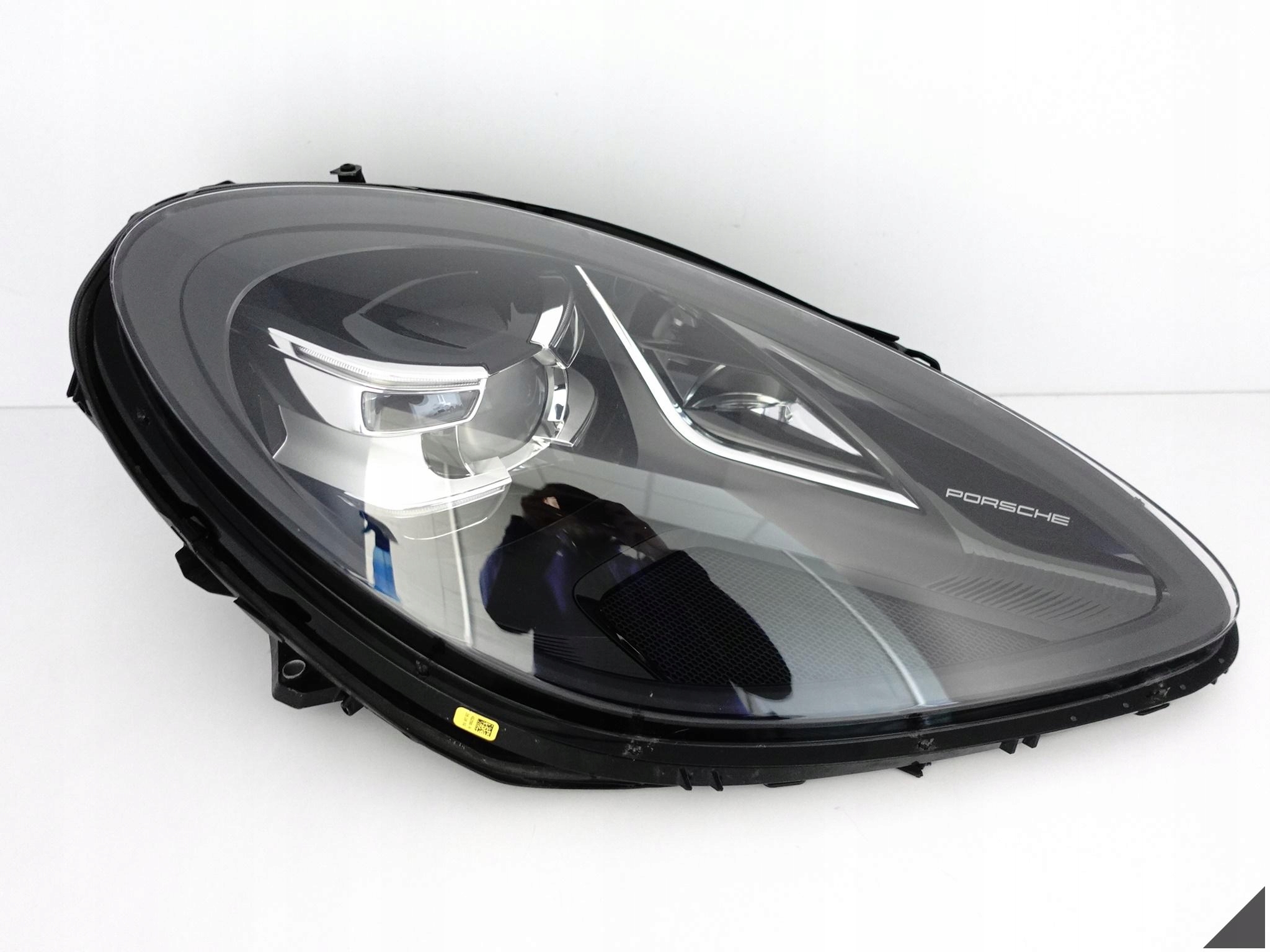 PORSCHE MACAN 95B LIFT 18- PDLS FULL LED LAMPA PRAWA PRZÓD EUROPA *010AP* PORSCHE MACAN 95B LIFT 18- PDLS FULL LED LAMPA PRAWA PRZÓD EUROPA *010AP*