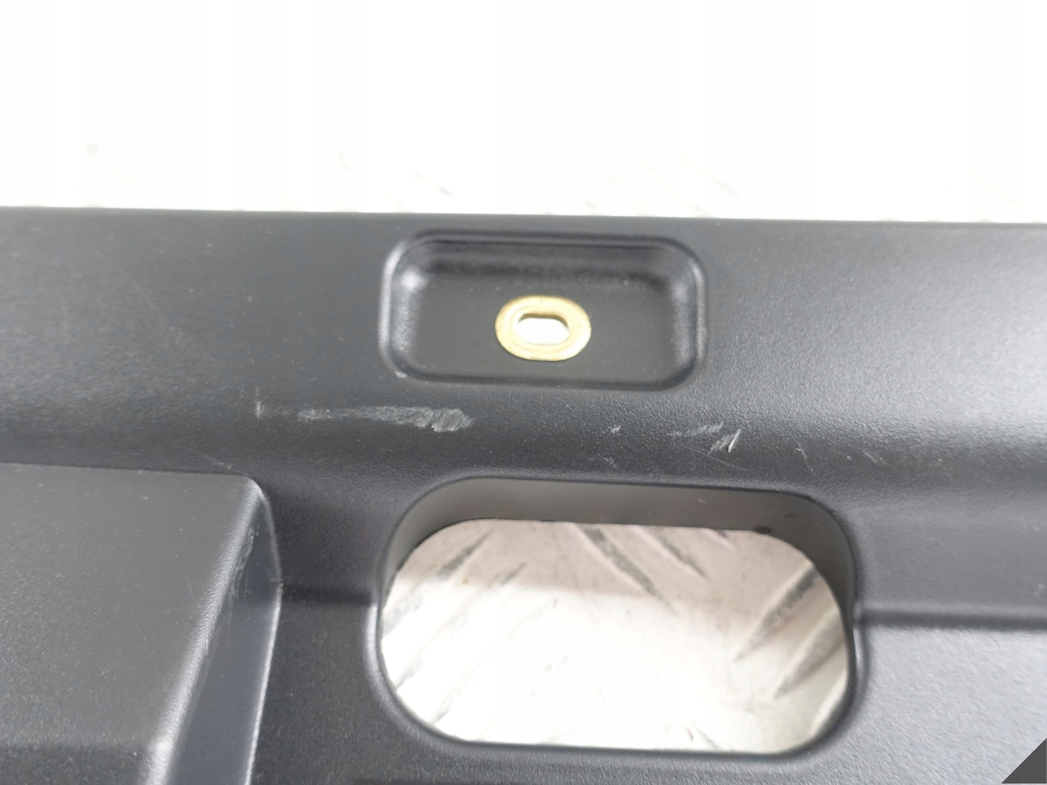 PORSCHE CAYENNE II 7P5 OBUDOWA OSŁONA DESKI DOLNA PORSCHE CAYENNE II 7P5 OBUDOWA OSŁONA DESKI DOLNA - obrazek 3