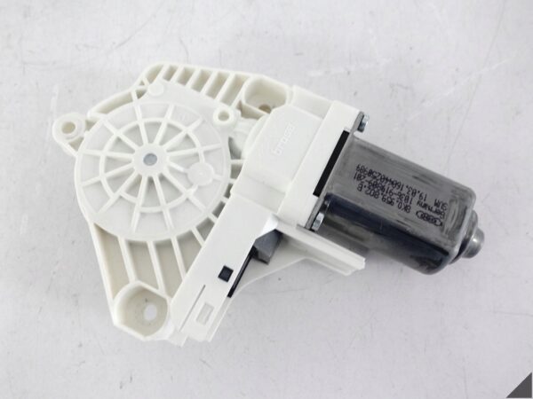 AUDI RS7 S7 A7 4G8 RS6 S6 A6 4G0 S8 4H0 SEAT VW SILNICZEK PODNOSZENIA SZYBY