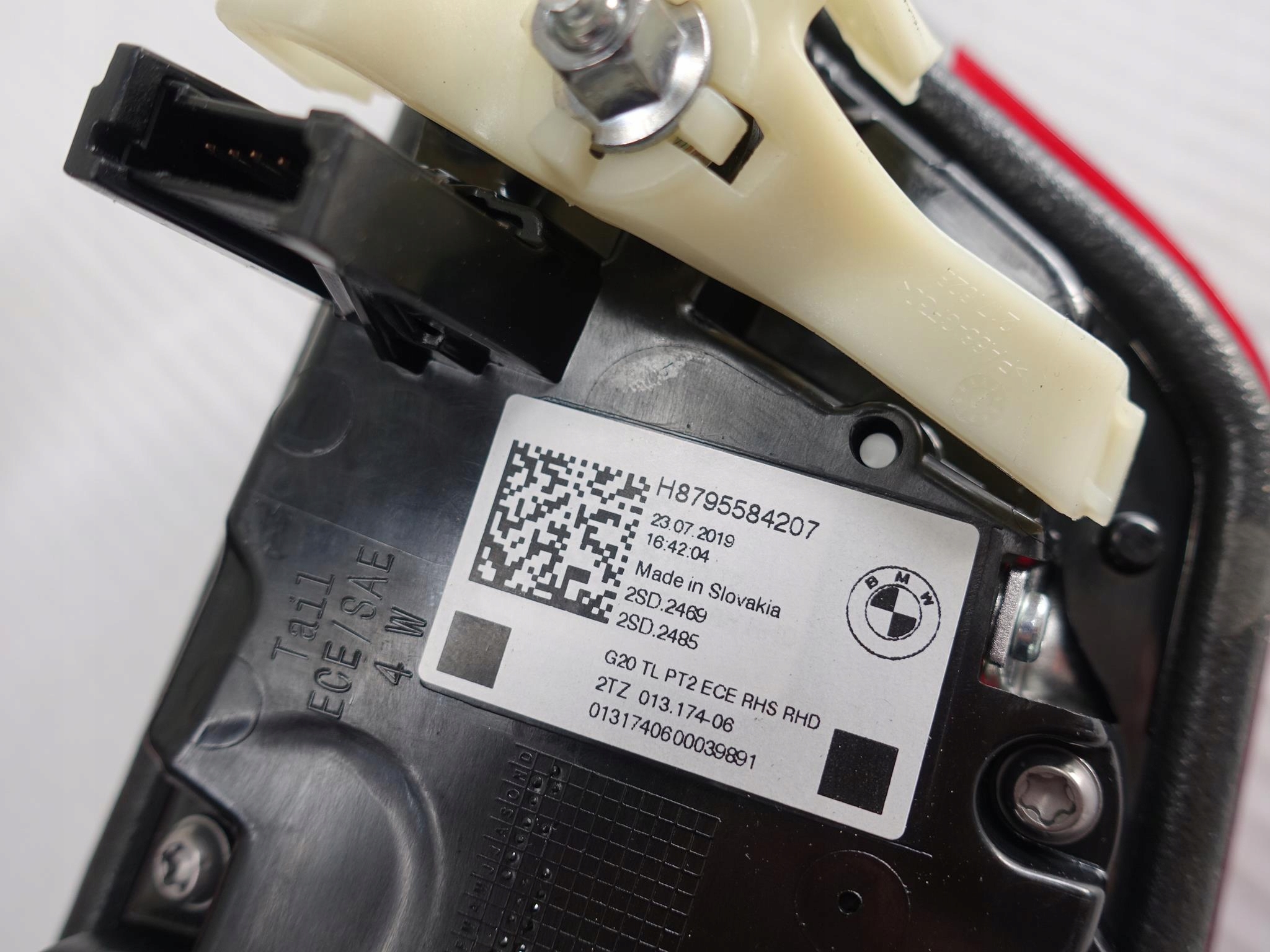 BMW 3 G21 G20 LAMPA KLAPA BAGAŻNIK LED TYŁ L LUB P BMW 3 G21 G20 LAMPA KLAPA BAGAŻNIK LED TYŁ L LUB P - obrazek 7