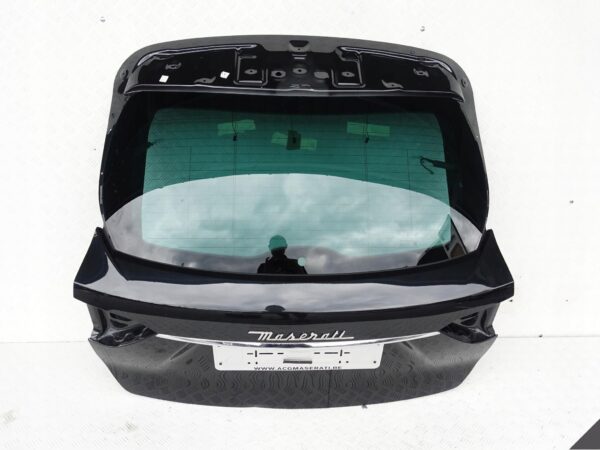 MASERATI LEVANTE M161 KLAPA POKRYWA SZYBA TYŁ MASERATI LEVANTE M161 KLAPA POKRYWA SZYBA TYŁ