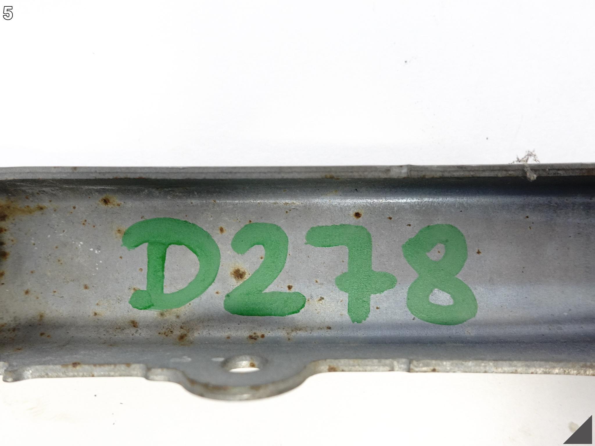 AUDI A8 S8 4H0 D4 LIFT 09-17 WSPORNIK ŚLIZG SKRZYNI BIEGÓW PRAWY 4H0399404E AUDI A8 S8 4H0 D4 LIFT 09-17 WSPORNIK ŚLIZG SKRZYNI BIEGÓW PRAWY 4H0399404E - obrazek 6