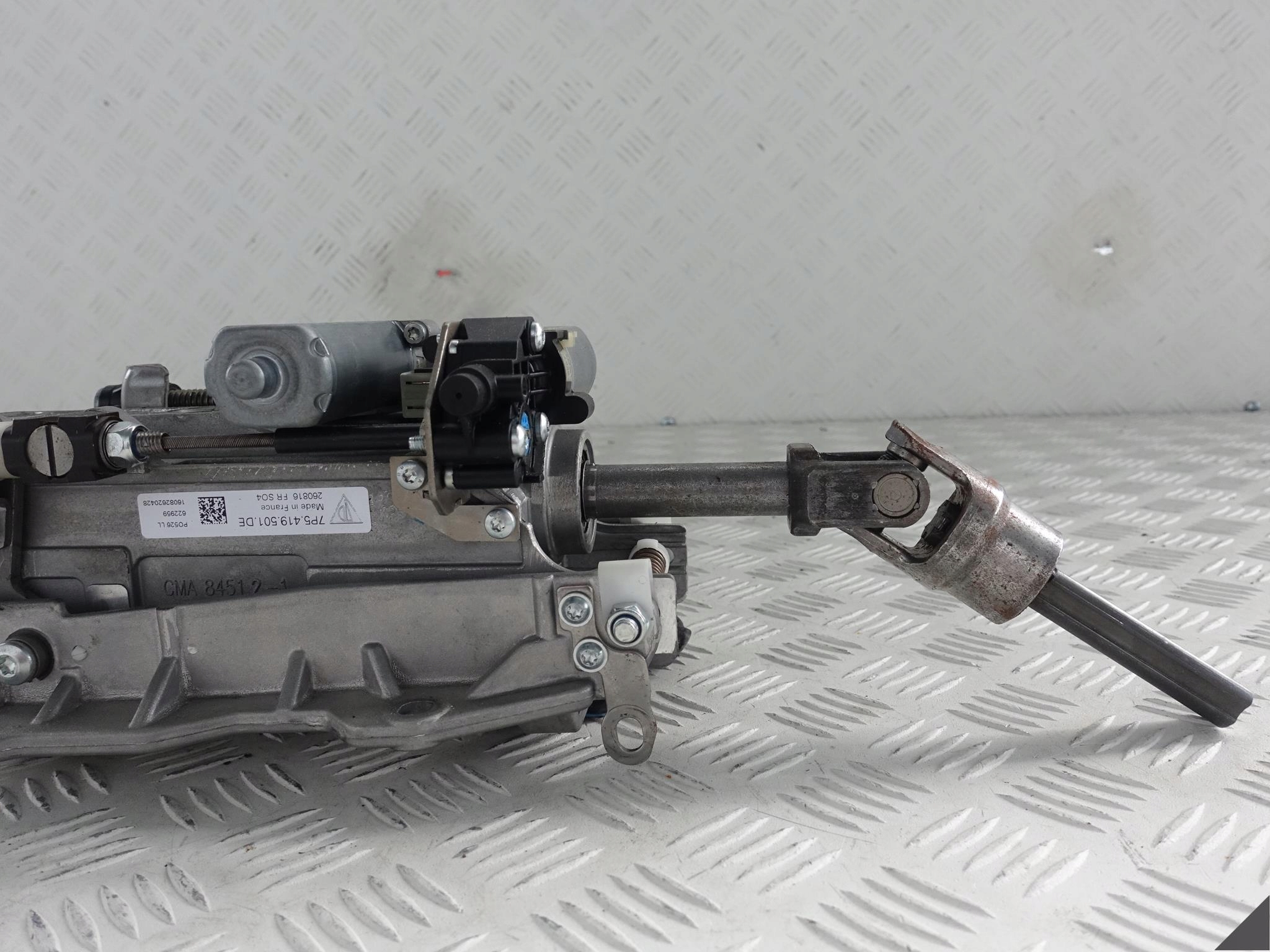 PORSCHE CAYENNE 7P5 LIFT 14-18 SZTYCA KOLUMNA PORSCHE CAYENNE 7P5 LIFT 14-18 SZTYCA KOLUMNA - obrazek 4