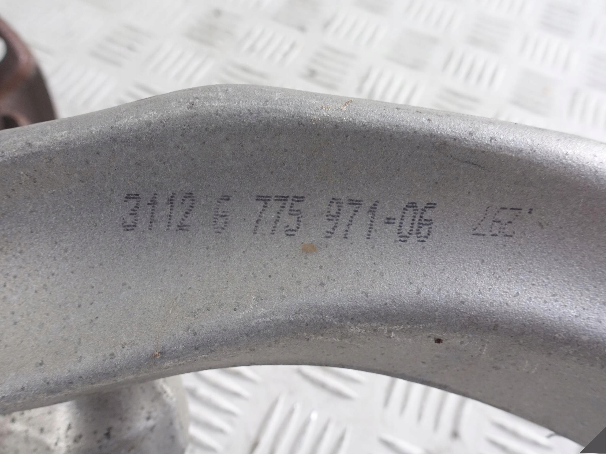 BMW F06 F10 F12 WAHACZ ZWROTNICA PRZÓD L 2WD 20KM BMW F06 F10 F12 WAHACZ ZWROTNICA PRZÓD L 2WD 20KM - obrazek 7