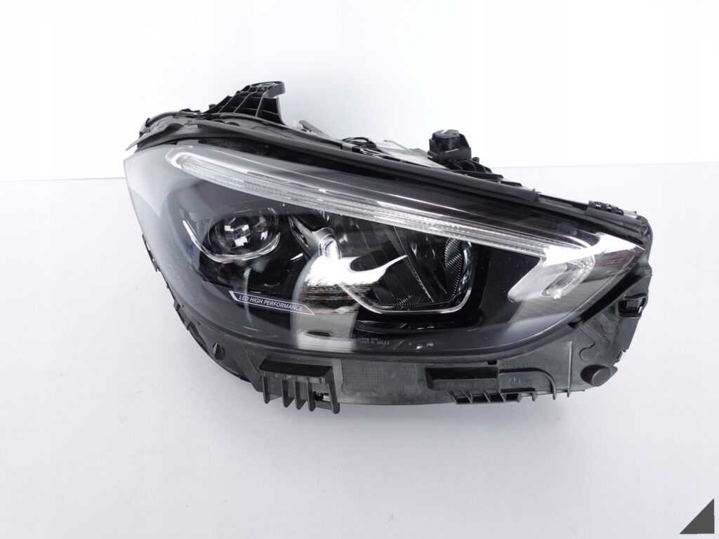 MB C-KLASA W206 21- FULL LED PERFORMANCE LAMPA EU