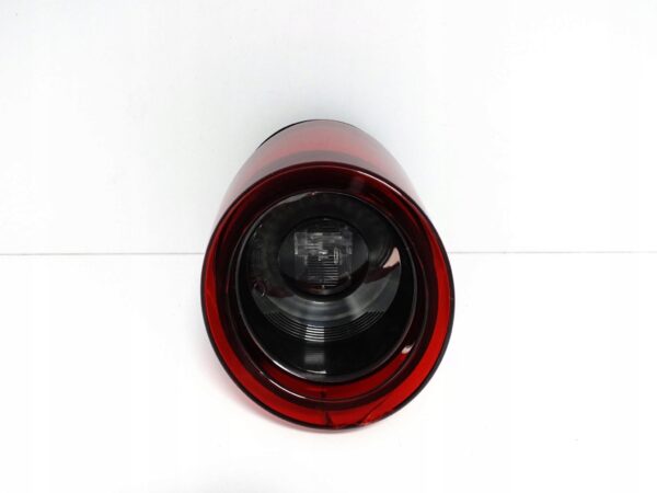 FERRARI F151M F152 GTC4 LUSSO 812 GTS SPIDER F8 TRIBUTO LAMPA LED PRAWA TYŁ FERRARI F151M F152 GTC4 LUSSO 812 GTS SPIDER F8 TRIBUTO LAMPA LED PRAWA TYŁ