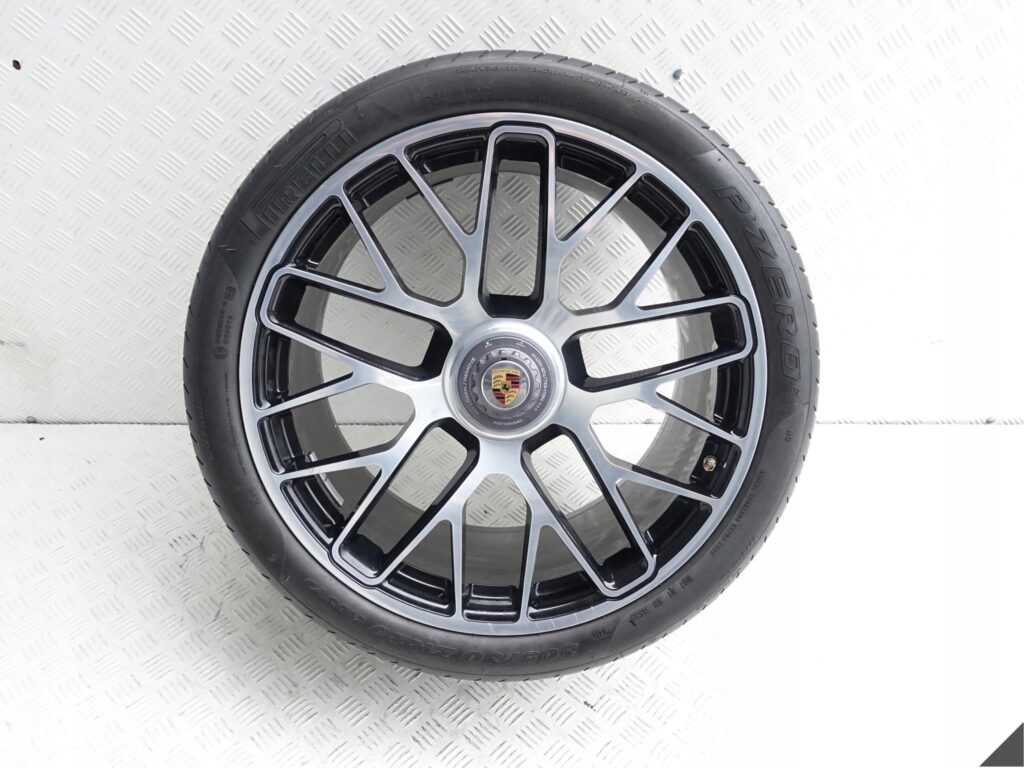PORSCHE 991 TURBO S FELGA 11Jx20 ET59 305/30 7mm PORSCHE 991 TURBO S FELGA 11Jx20 ET59 305/30 7mm
