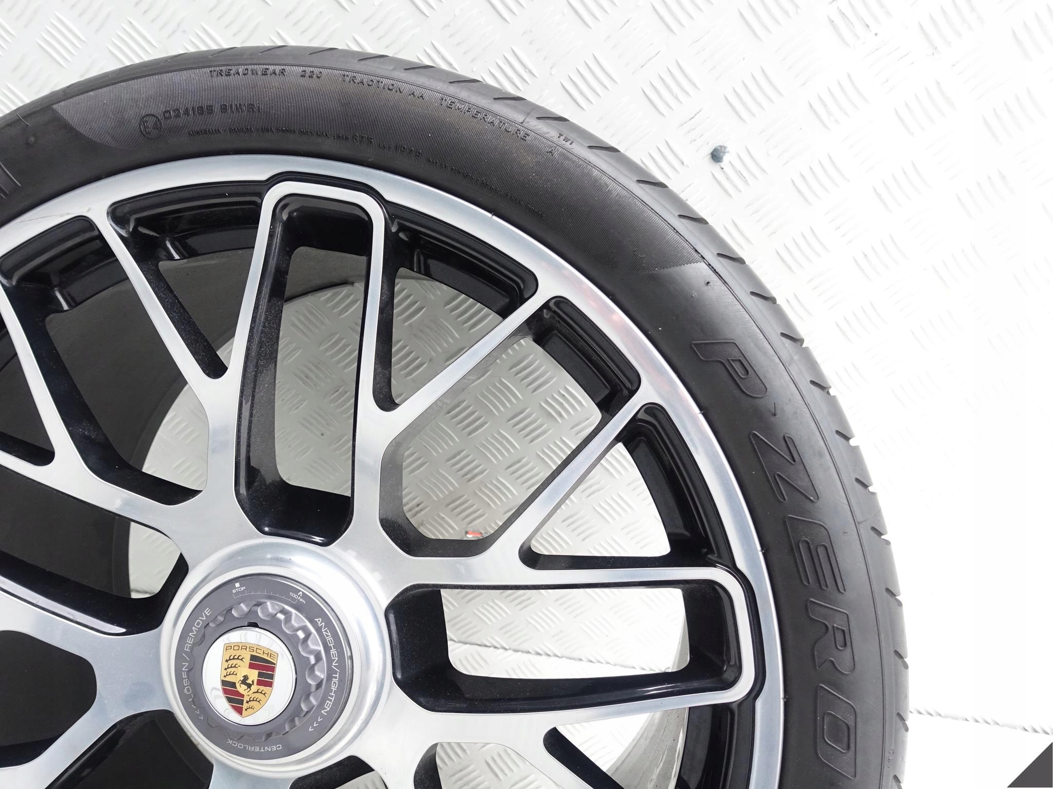 PORSCHE 991 TURBO S FELGA 11Jx20 ET59 305/30 7mm PORSCHE 991 TURBO S FELGA 11Jx20 ET59 305/30 7mm - obrazek 5