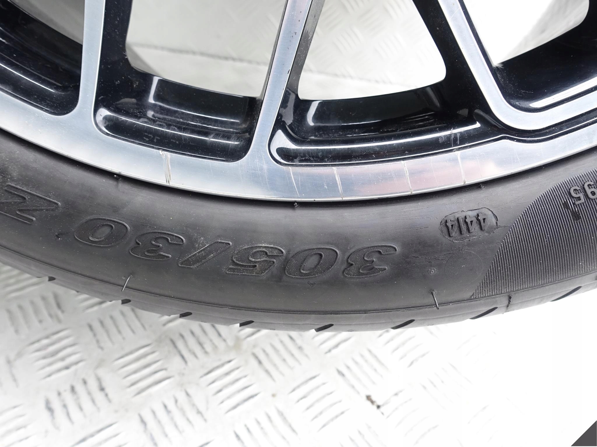 PORSCHE 991 TURBO S FELGA 11Jx20 ET59 305/30 7mm PORSCHE 991 TURBO S FELGA 11Jx20 ET59 305/30 7mm - obrazek 6
