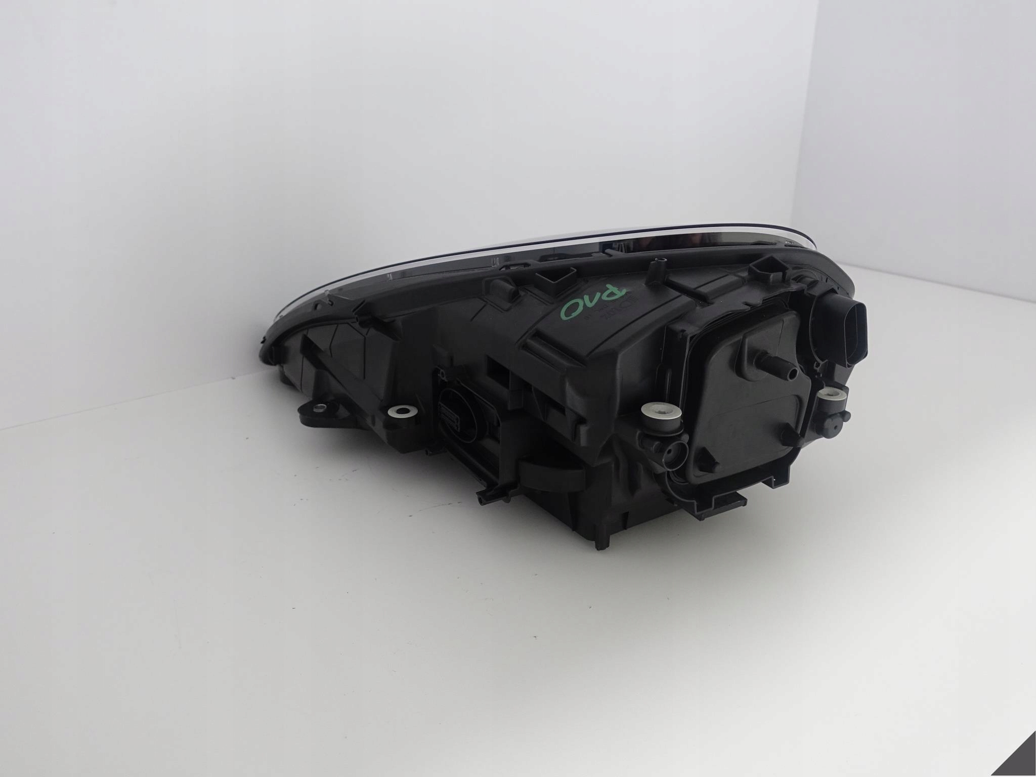 PORSCHE MACAN 95B GTS LIFT 18- FULL LED PRAWA EU LAMPA PORSCHE MACAN 95B GTS LIFT 18- FULL LED PRAWA EU LAMPA - obrazek 8