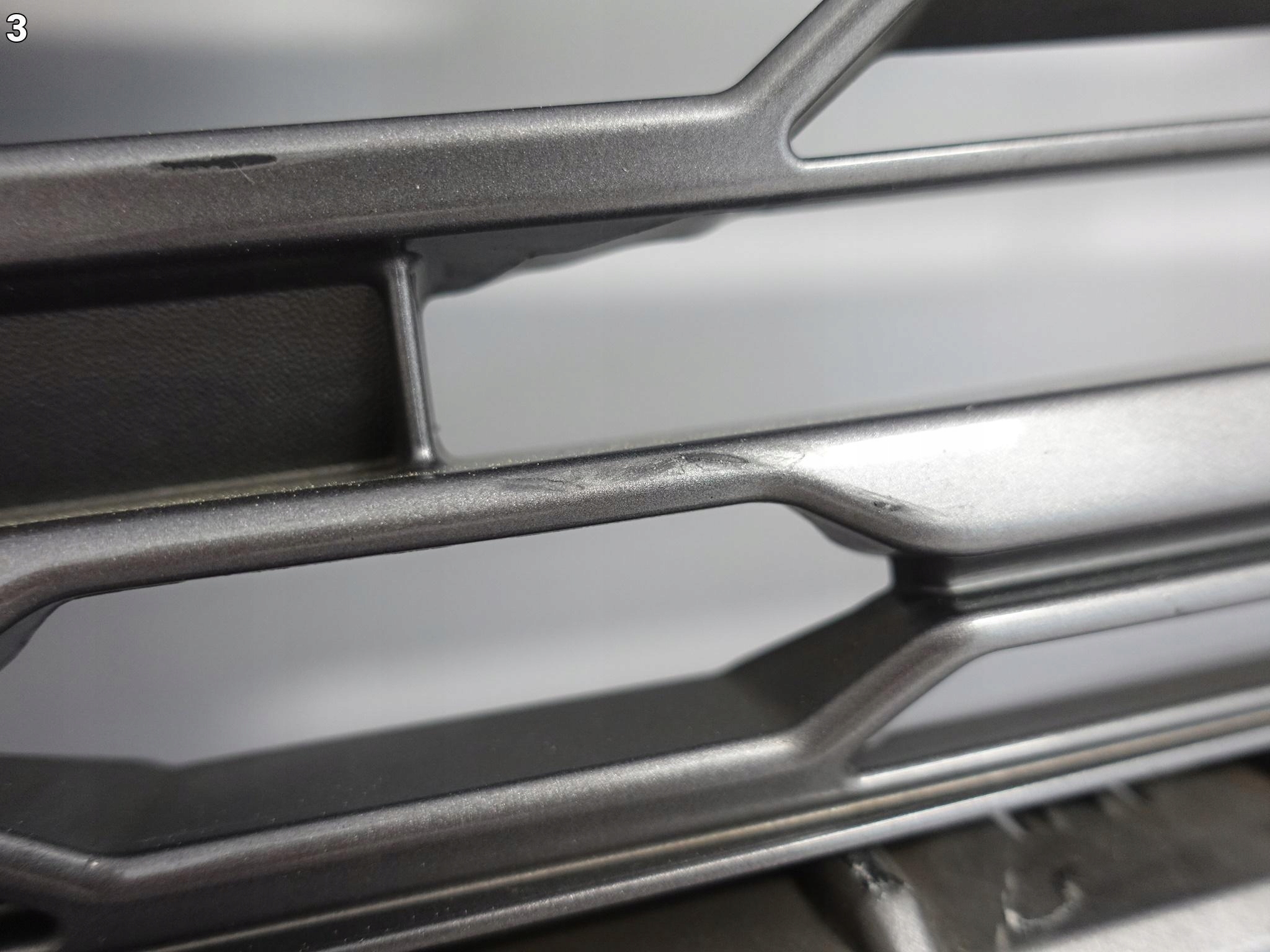 TOYOTA RAV4 V 5 19- GRILL ATRAPA KRATKA W ZDERZAK TOYOTA RAV4 V 5 19- GRILL ATRAPA KRATKA W ZDERZAK - obrazek 4