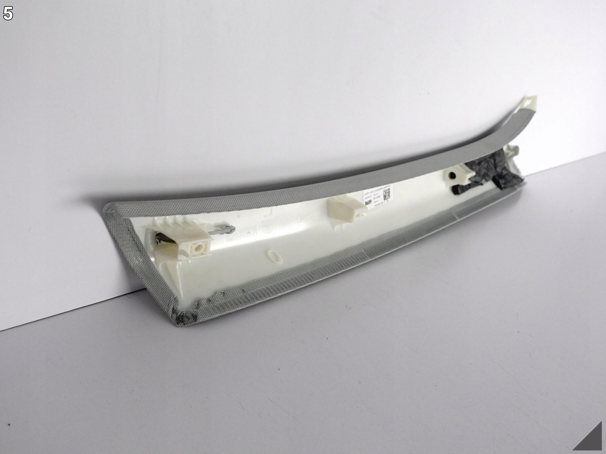 AUDI A6 S6 C7 4G0 LIFT 14-18 LISTWA POSZYCIE OSŁONA LEWEGO SŁUPKA A HF6 AUDI A6 S6 C7 4G0 LIFT 14-18 LISTWA POSZYCIE OSŁONA LEWEGO SŁUPKA A HF6 - obrazek 6