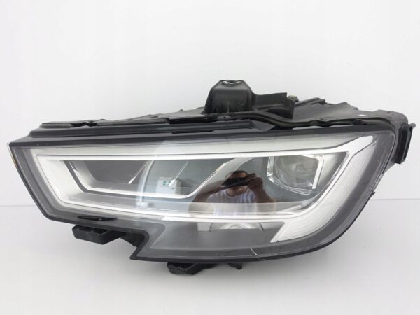 AUDI A3 RS3 S3 8V0 LIFT 16-20 LAMPA LEWA MATRIX FULL LED EU AUDI A3 RS3 S3 8V0 LIFT 16-20 LAMPA LEWA MATRIX FULL LED EU