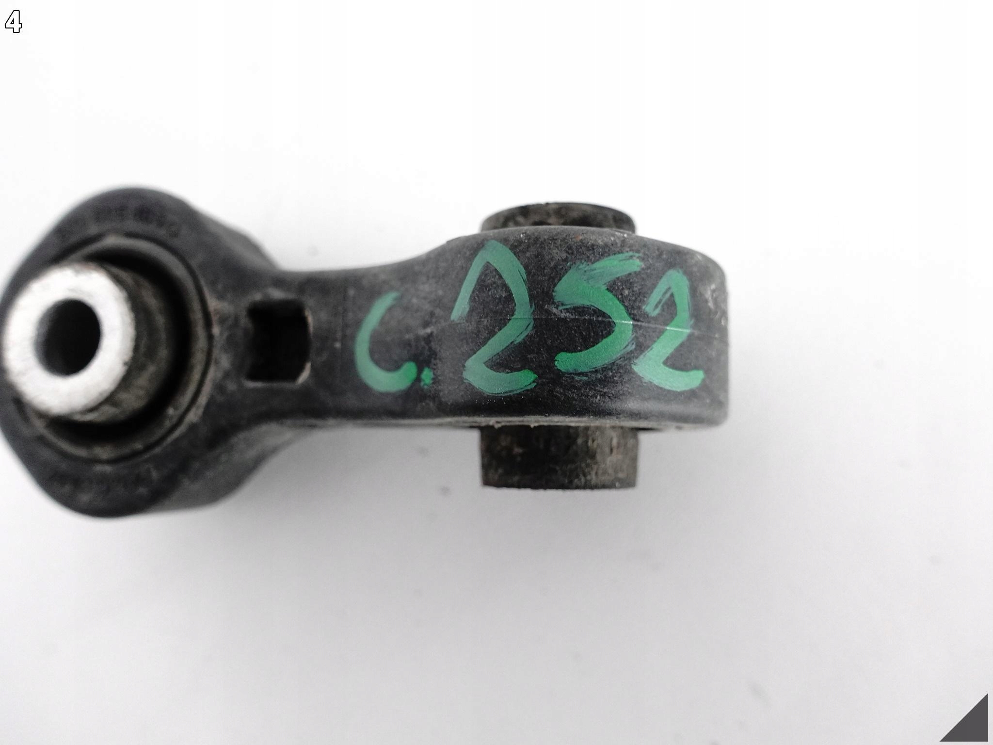 AUDI A6 S6 4G0 A7 S7 4G8 A8 S8 4H0 ŁĄCZNIK WSPORNIK STABILIZATORA TYŁ L=R AUDI A6 S6 4G0 A7 S7 4G8 A8 S8 4H0 ŁĄCZNIK WSPORNIK STABILIZATORA TYŁ L=R - obrazek 5