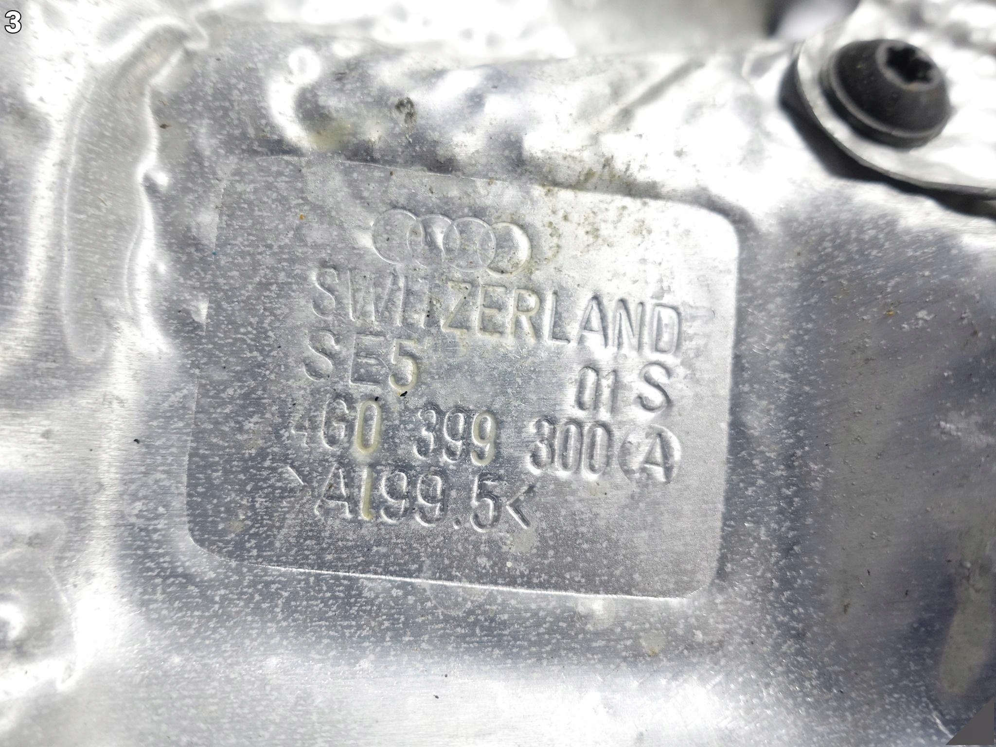 AUDI RS7 S7 A7 4G8 A6 S6 4G0 C7 10-18 OSŁONA TERMICZNA SKRZYNI BIEGÓW PRAWA AUDI RS7 S7 A7 4G8 A6 S6 4G0 C7 10-18 OSŁONA TERMICZNA SKRZYNI BIEGÓW PRAWA - obrazek 4