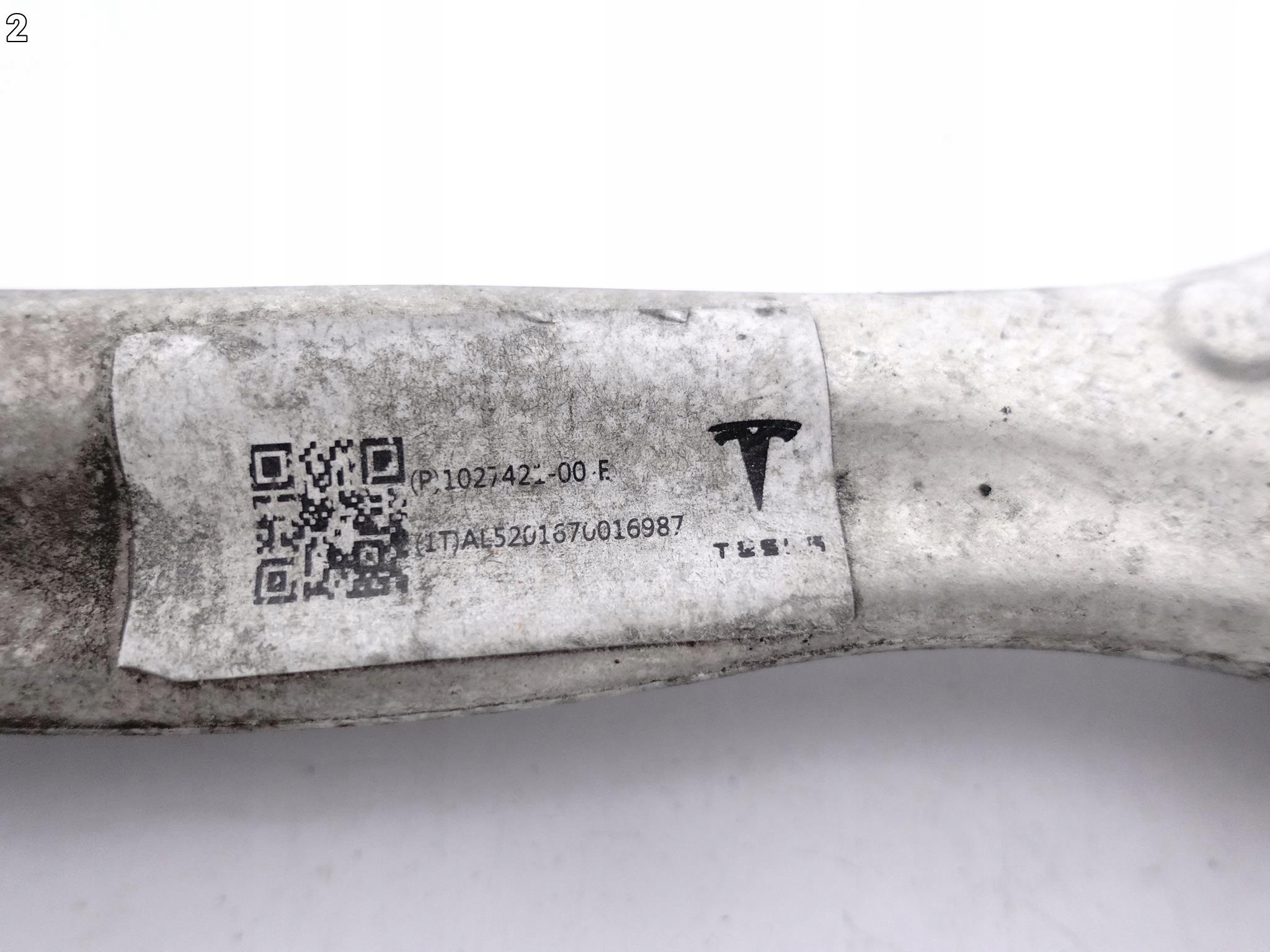 TESLA MODEL X 15- WAHACZ TYŁ PRAWY GÓRNY TESLA MODEL X 15- WAHACZ TYŁ PRAWY GÓRNY - obrazek 3