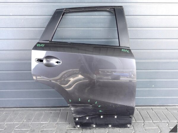 MAZDA CX-5 CX5 I 12-17 ( PRZED / PO LIFT ) DRZWI DOOR PRAWE TYŁ KD5372010