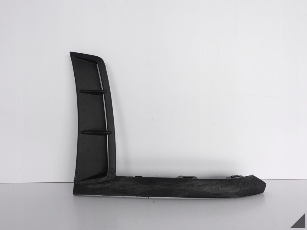 PORSCHE 982 718 GT4 KRATKA WLOT LISTWA PRAWA PRZÓD PORSCHE 982 718 GT4 KRATKA WLOT LISTWA PRAWA PRZÓD