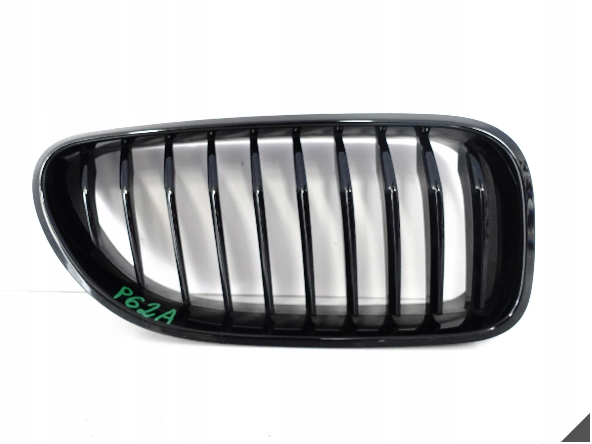 BMW 6 F06 F12 F13 GRILL ATRAPA NERKA KRATKA OZDOBNA PRAWA NIEORYGINALNA BMW 6 F06 F12 F13 GRILL ATRAPA NERKA KRATKA OZDOBNA PRAWA NIEORYGINALNA