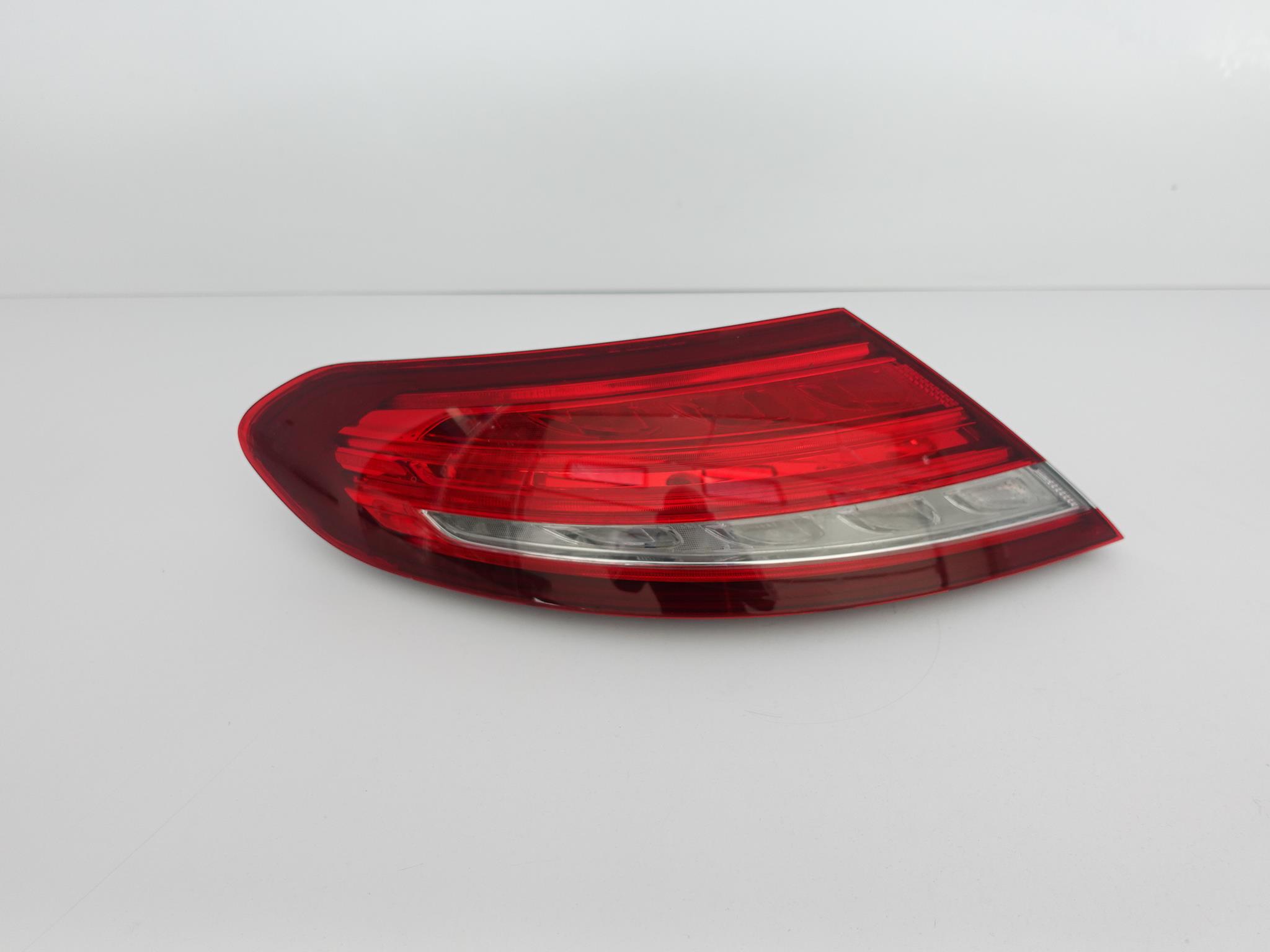 MERCEDES C COUPE C205 15- LAMPA LED LEWA TYŁ EU MERCEDES C COUPE C205 15- LAMPA LED LEWA TYŁ EU