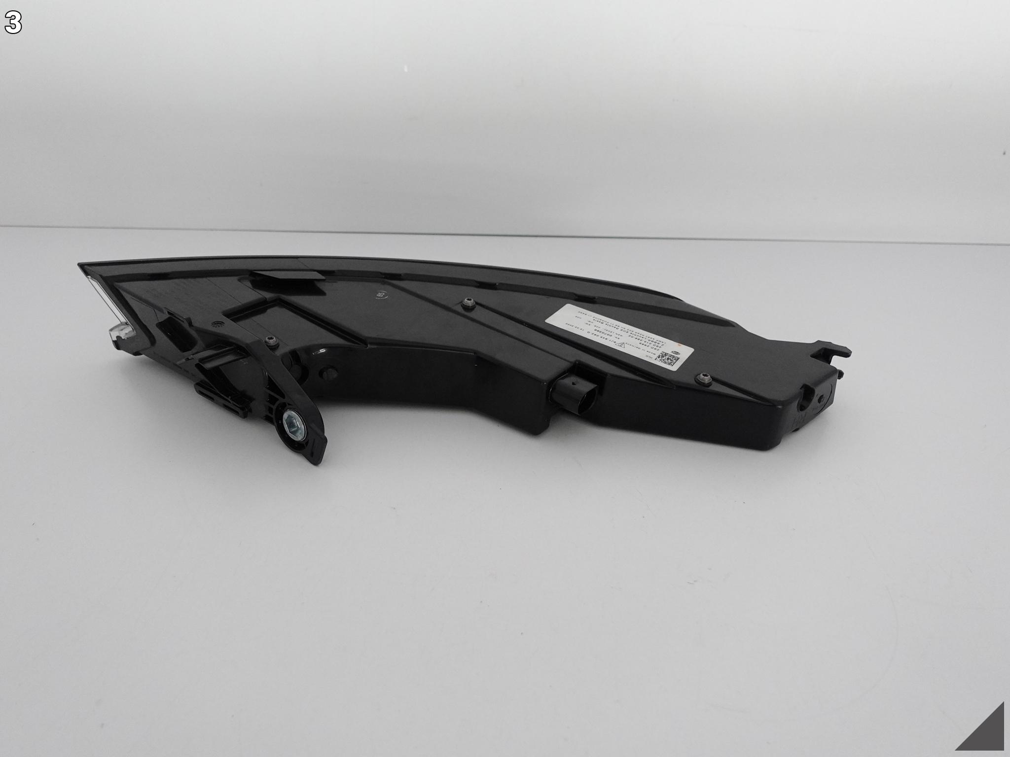 PORSCHE TAYCAN 9J1 BASIS LAMPA PRAWA TYŁ EUROPA PORSCHE TAYCAN 9J1 BASIS LAMPA PRAWA TYŁ EUROPA - obrazek 4
