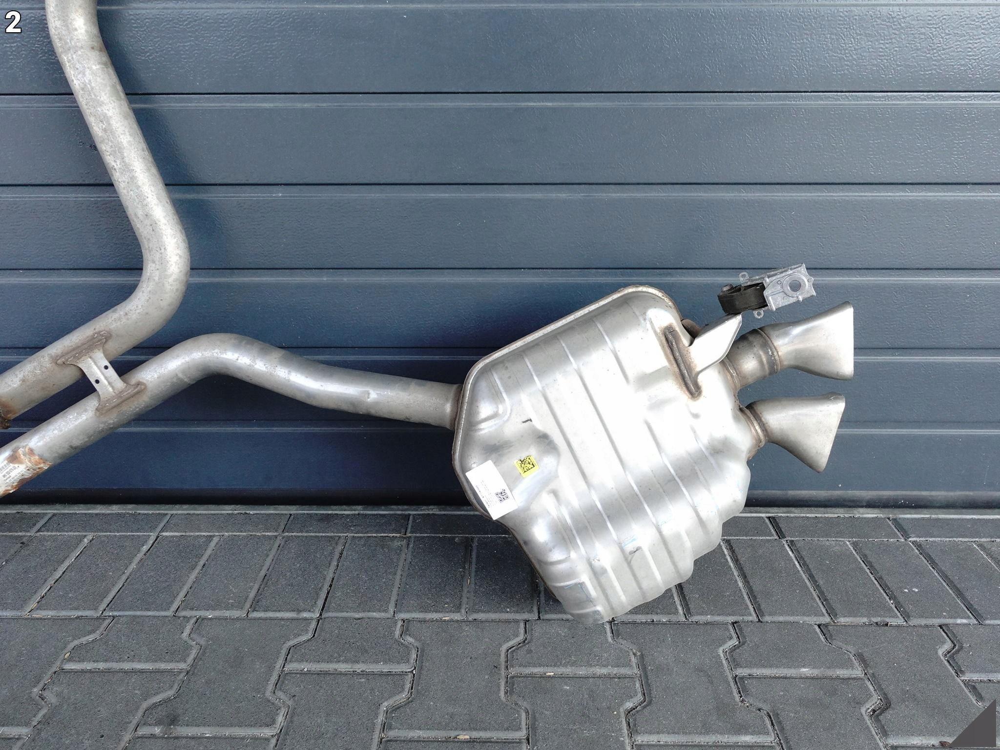 AUDI A8 4H0 4H4 D4 LIFT 13-17 UKŁAD WYDECHOWY TŁUMIK KOŃCOWY LONG 3.0 TDI AUDI A8 4H0 4H4 D4 LIFT 13-17 UKŁAD WYDECHOWY TŁUMIK KOŃCOWY LONG 3.0 TDI - obrazek 3