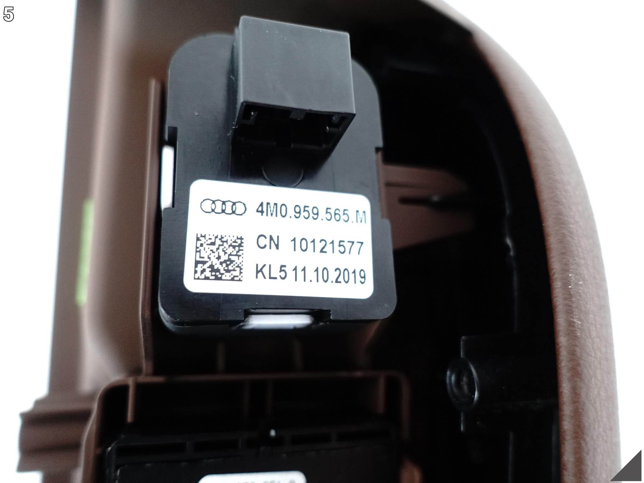 AUDI A5 8W6 A4 8W0 PODŁOKIETNIK UCHWYT DRZWI PRAWYCH PRZÓD PRZEŁĄCZNIKI UK AUDI A5 8W6 A4 8W0 PODŁOKIETNIK UCHWYT DRZWI PRAWYCH PRZÓD PRZEŁĄCZNIKI UK - obrazek 6