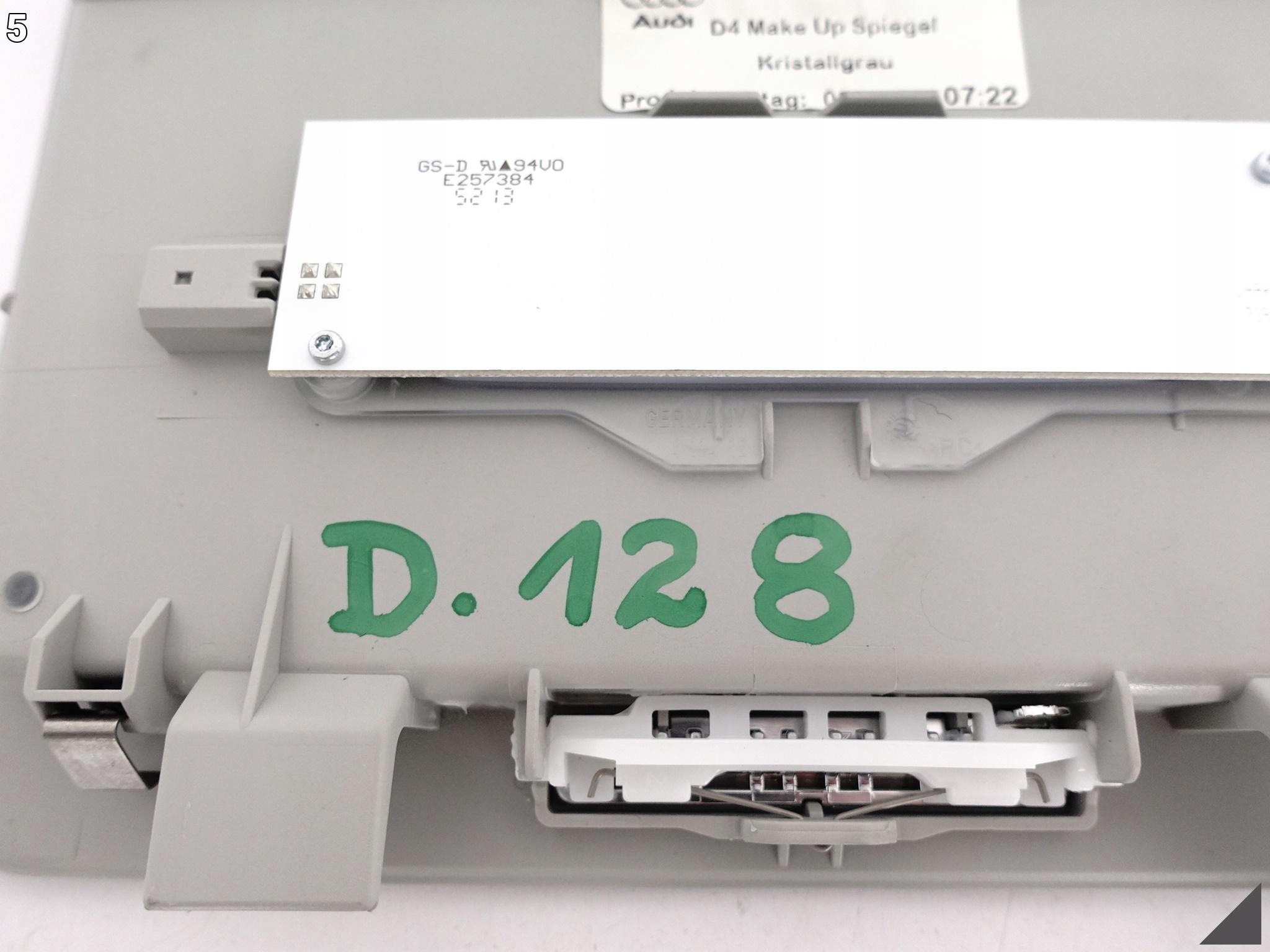 AUDI A8 4H0 4H4 D4 LIFT 13-17 LUSTERKO LAMPKA LED 4H4858563A LONG CHROM ET1 AUDI A8 4H0 4H4 D4 LIFT 13-17 LUSTERKO LAMPKA LED 4H4858563A LONG CHROM ET1 - obrazek 6