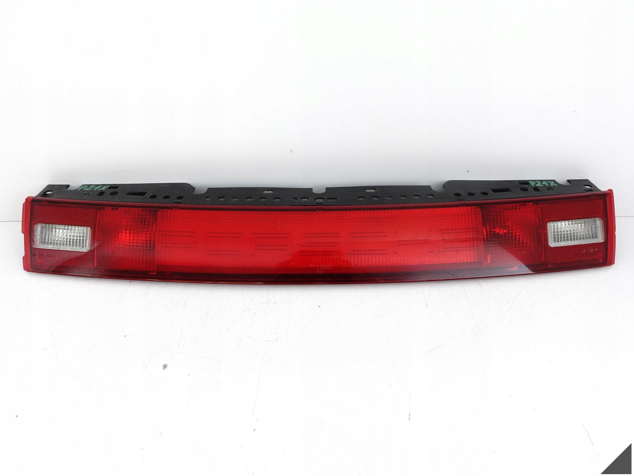 PORSCHE 911 993 1994-1998 ŚWIATŁO BLENDA LAMPA ŚRODKOWA TYŁ EUROPA PORSCHE 911 993 1994-1998 ŚWIATŁO BLENDA LAMPA ŚRODKOWA TYŁ EUROPA