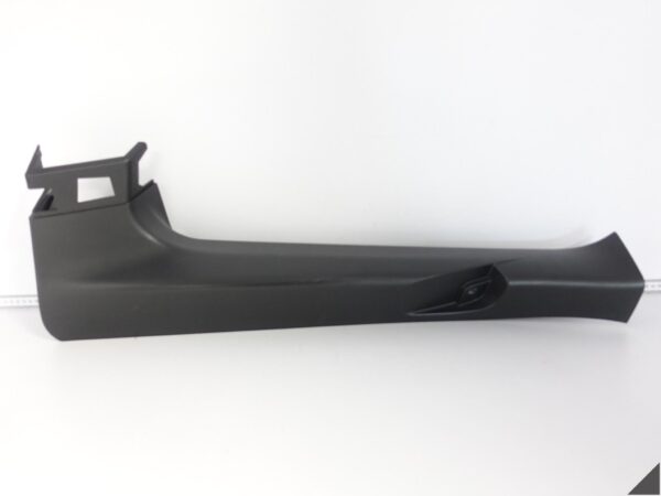BMW 6 G32 GRAN TURISMO LIFT 17-23 TAPICERKA KLAPY BAGAŻNIKA PRAWY TYŁ BMW 6 G32 GRAN TURISMO LIFT 17-23 TAPICERKA KLAPY BAGAŻNIKA PRAWY TYŁ